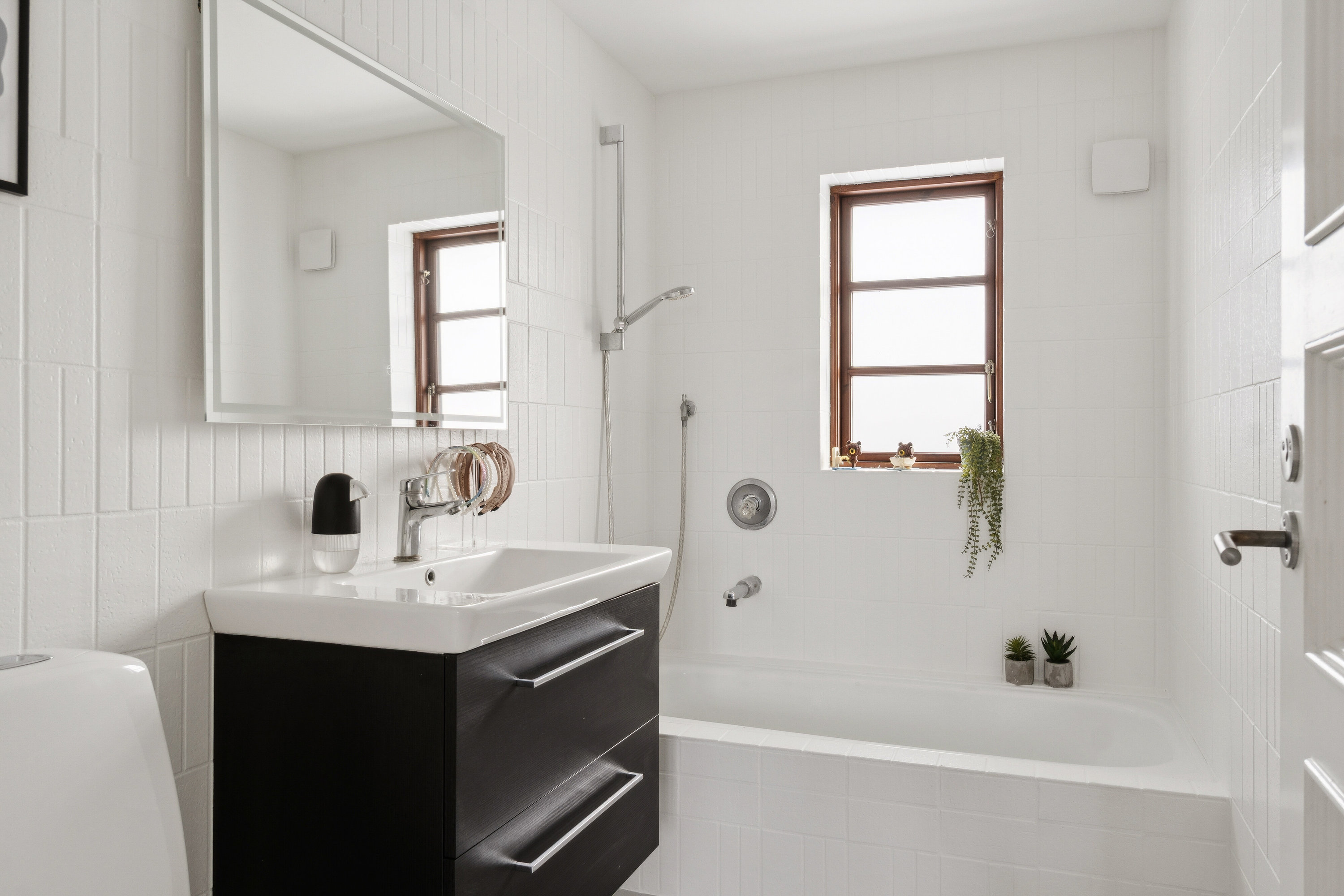 Fremhævet badeværelse billede i fuldskærmstilstand. Billede af Nørreås 81, 4200 Slagelse