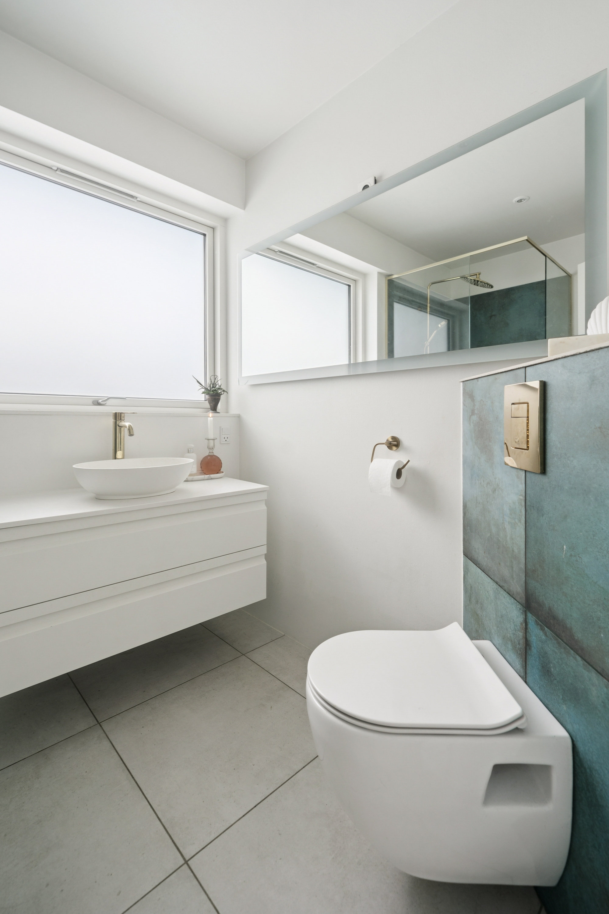 Fremhævet badeværelse billede i fuldskærmstilstand. Billede af Tværskiftet 7A, 2730 Herlev