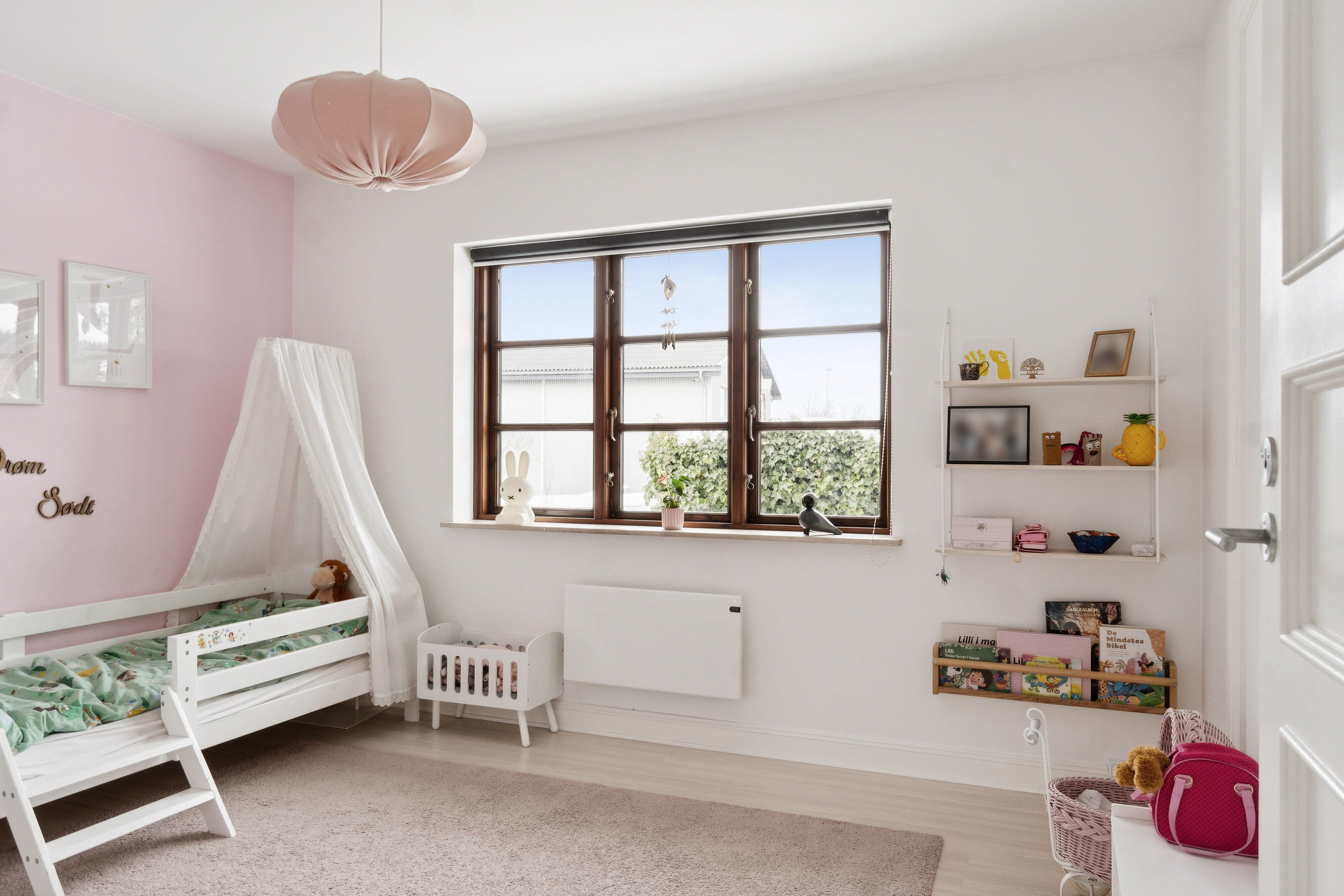 Fremhævet børneværelse billede i fuldskærmstilstand. Billede af Nørreås 81, 4200 Slagelse