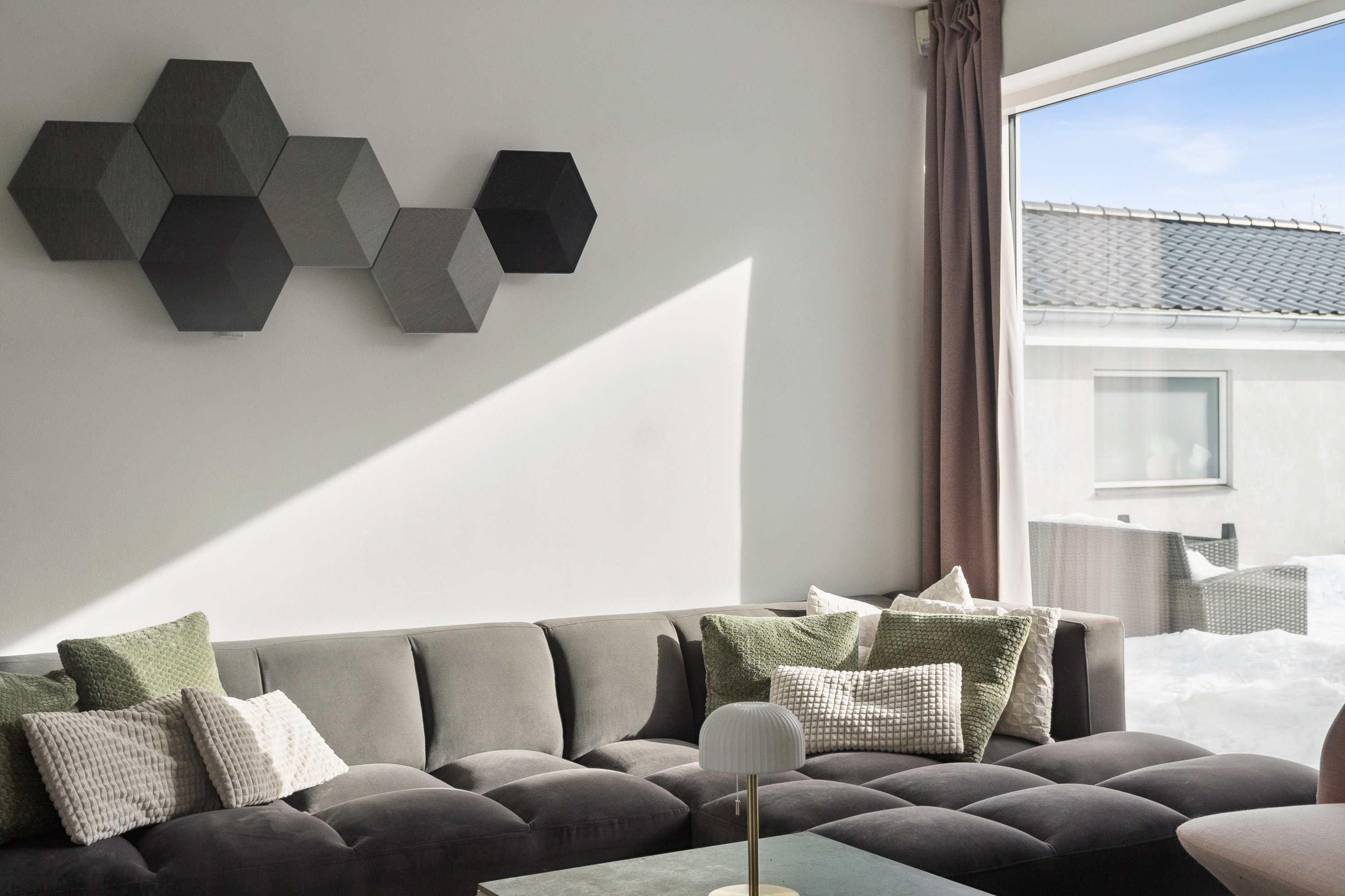 Fremhævet stue billede i fuldskærmstilstand. Billede af Tværskiftet 7A, 2730 Herlev