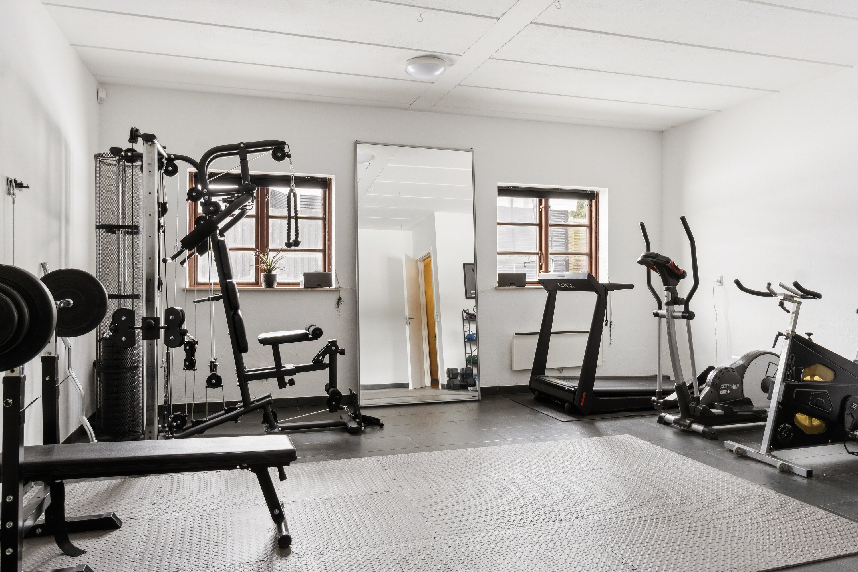 Fremhævet motionsrum billede i fuldskærmstilstand. Billede af Nørreås 81, 4200 Slagelse