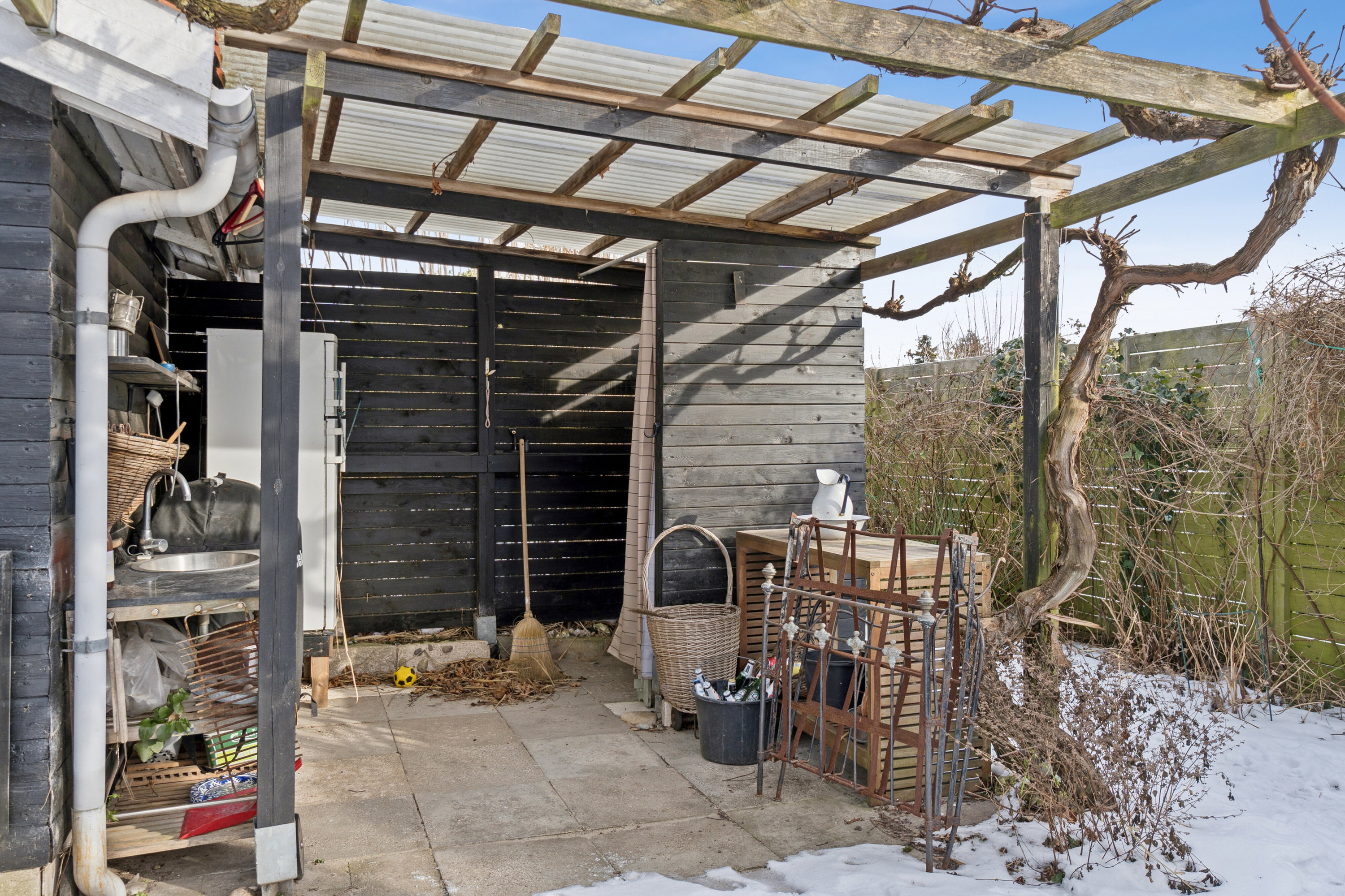 Fremhævet udendørs billede i fuldskærmstilstand. Billede af Skovsangervej 8, St Kongsmark, 4200 Slagelse