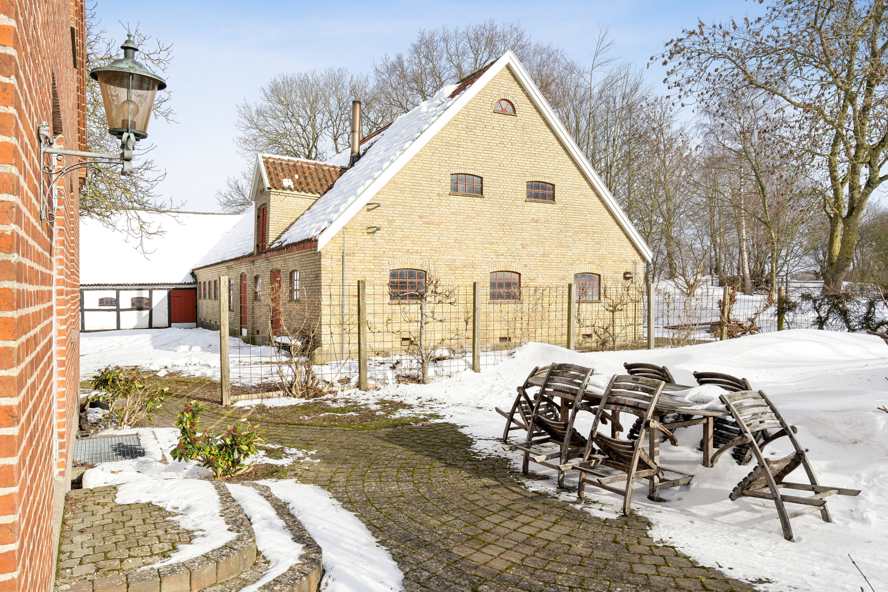 Fremhævet terrasse billede i fuldskærmstilstand. Billede af Snesere Torpvej 30, Snesere Torp, 4733 Tappernøje