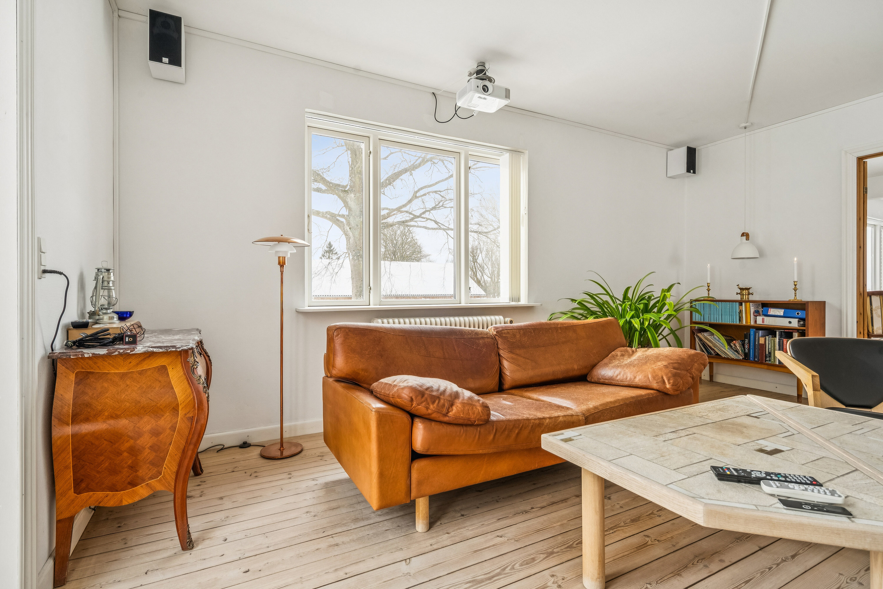 Fremhævet stue billede i fuldskærmstilstand. Billede af Snesere Torpvej 30, Snesere Torp, 4733 Tappernøje