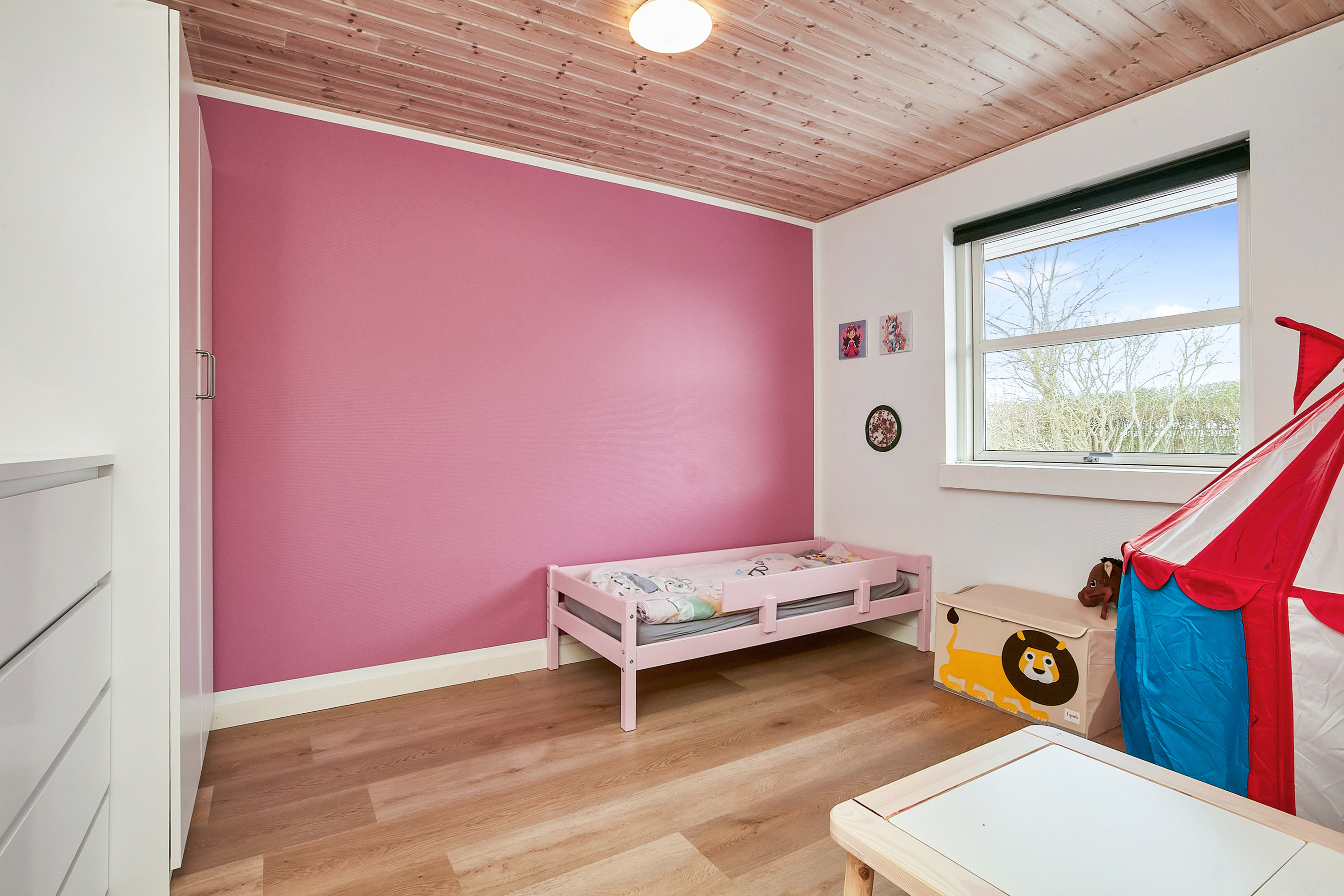 Fremhævet værelse billede i fuldskærmstilstand. Billede af Ll. Clemens 5, Nim, 8740 Brædstrup