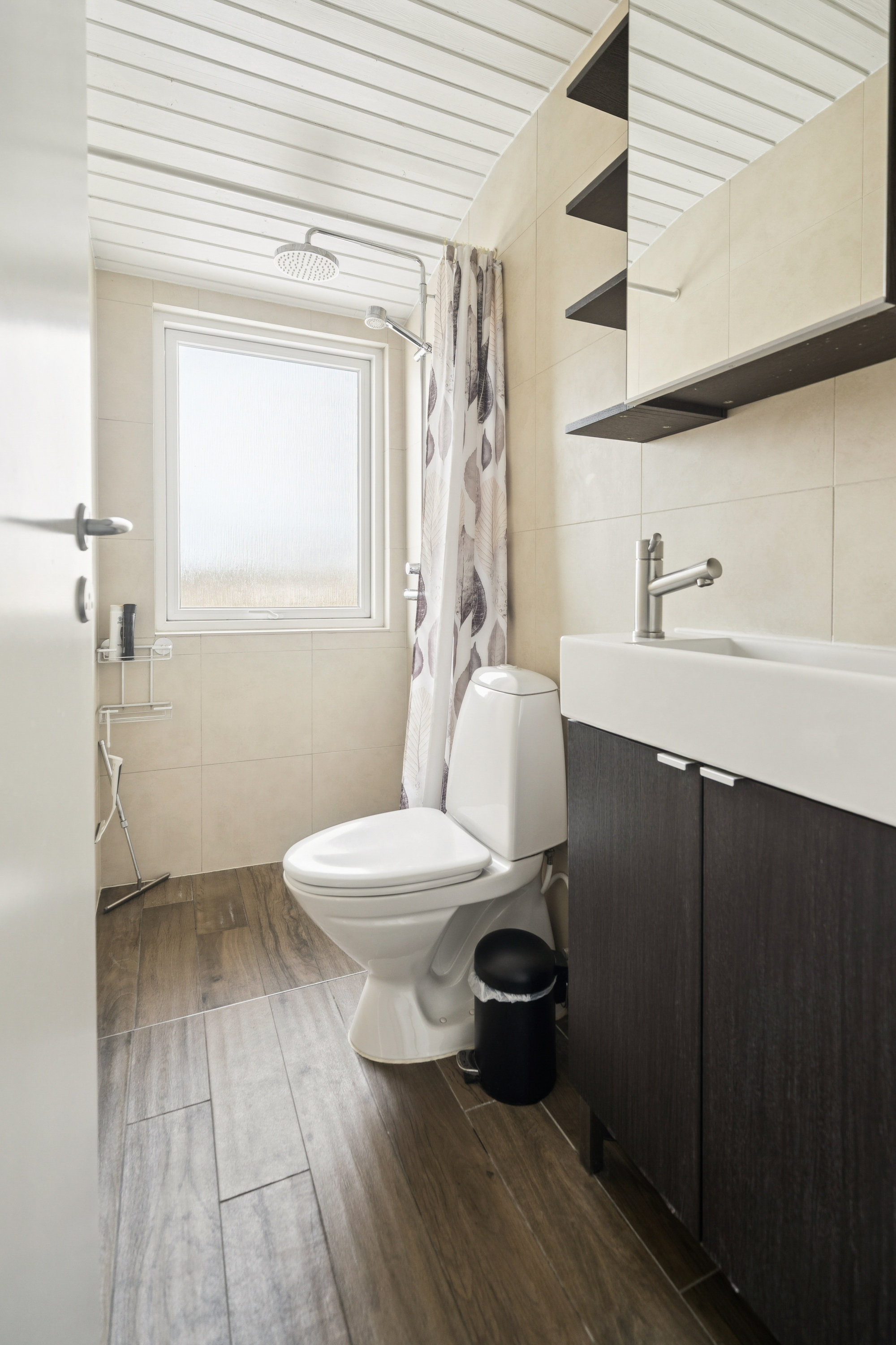 Fremhævet badeværelse billede i fuldskærmstilstand. Billede af Kamdalen 32, 2730 Herlev