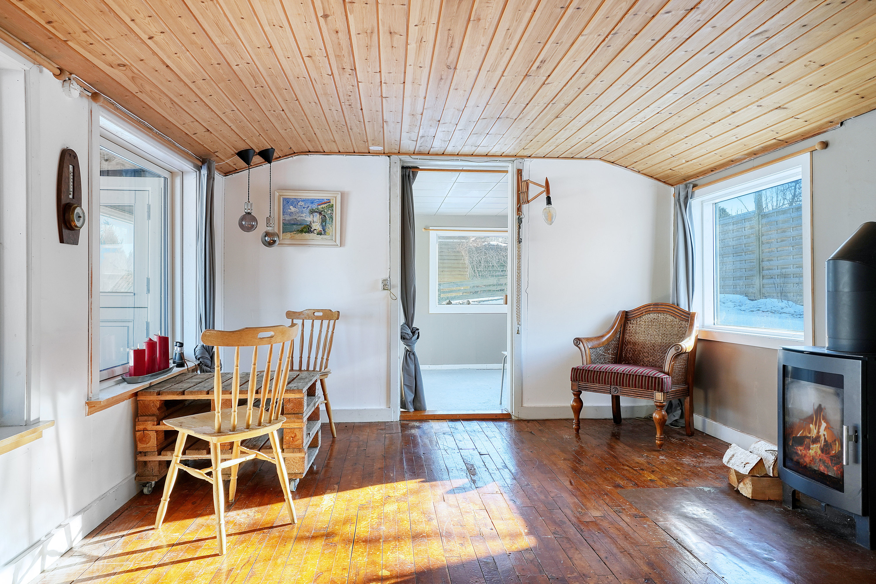 Fremhævet stue billede i fuldskærmstilstand. Billede af Løserup Strandvej 4, Løserup, 4300 Holbæk