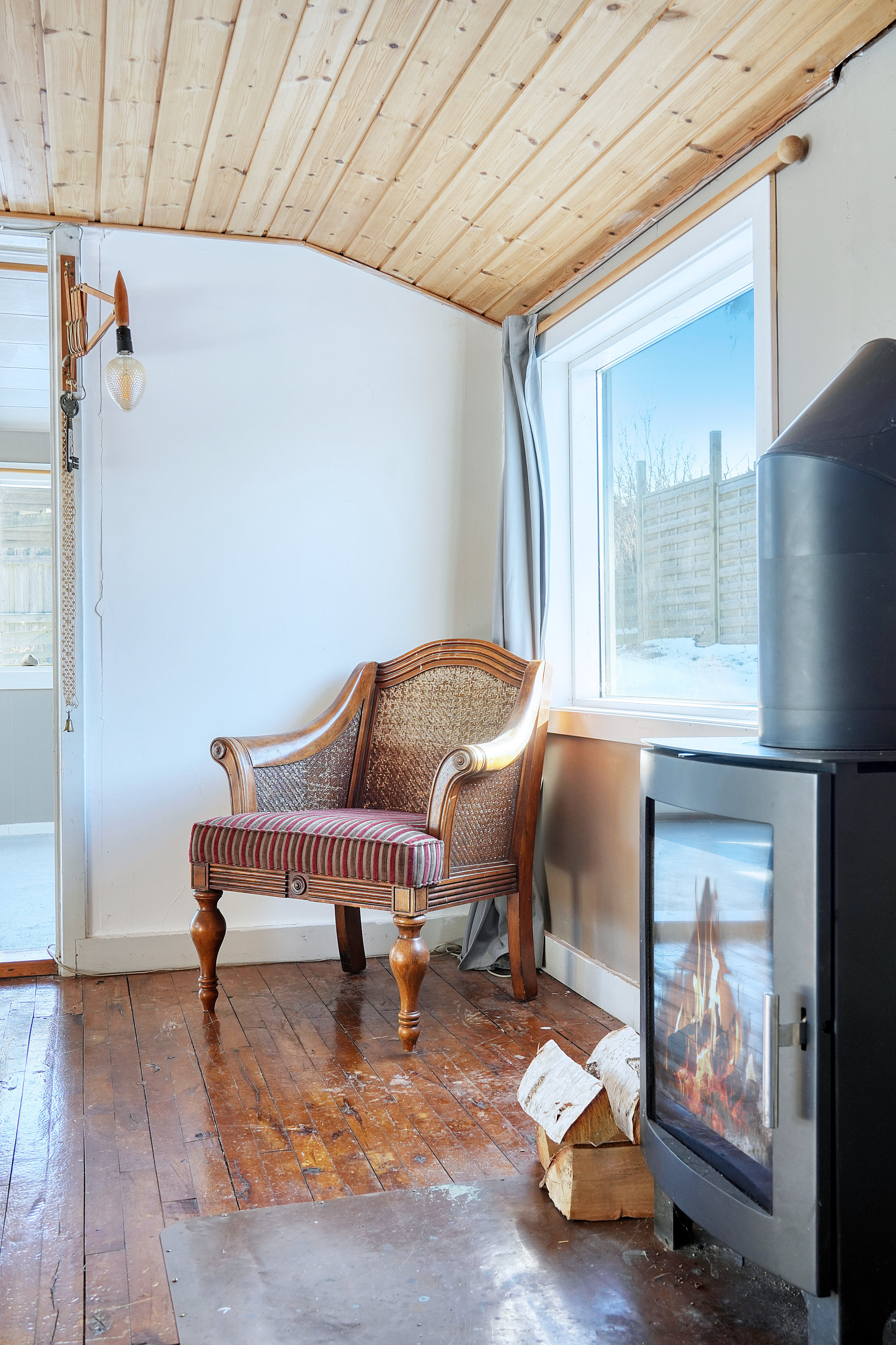 Fremhævet stue billede i fuldskærmstilstand. Billede af Løserup Strandvej 4, Løserup, 4300 Holbæk