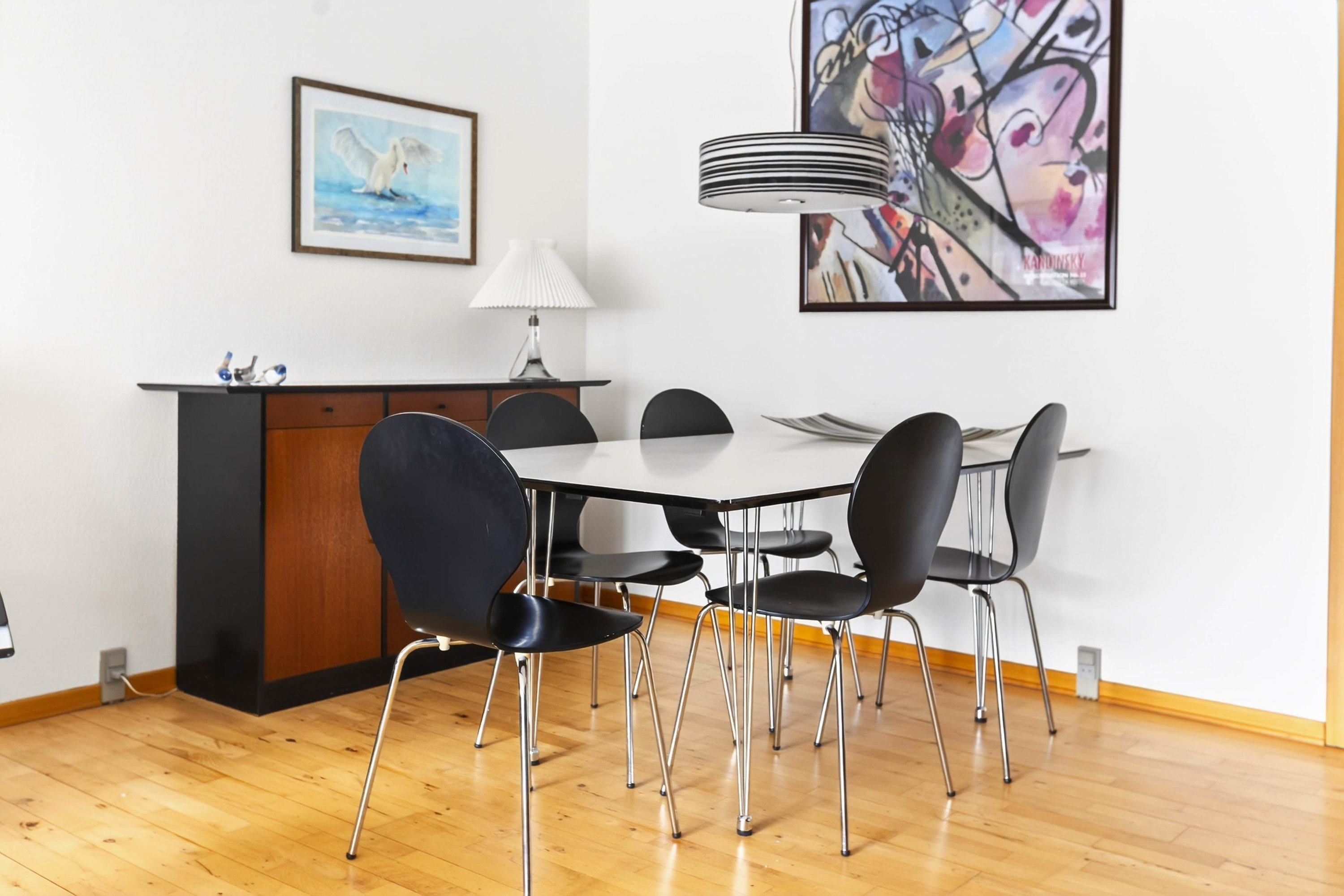 Fremhævet  billede i fuldskærmstilstand. Billede af Pærevangen 5, st.. tv., Smørumnedre, 2765 Smørum