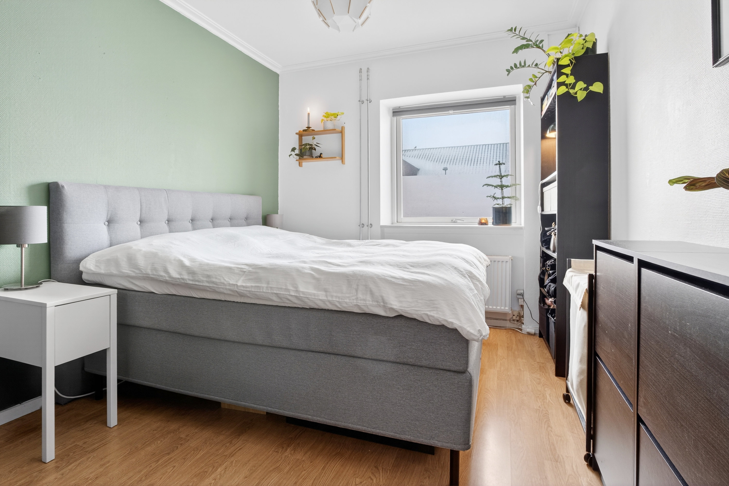 Fremhævet ekstra plads med egen indgang billede i fuldskærmstilstand. Billede af Måløv Hovedgade 54, st.. th., 2760 Måløv