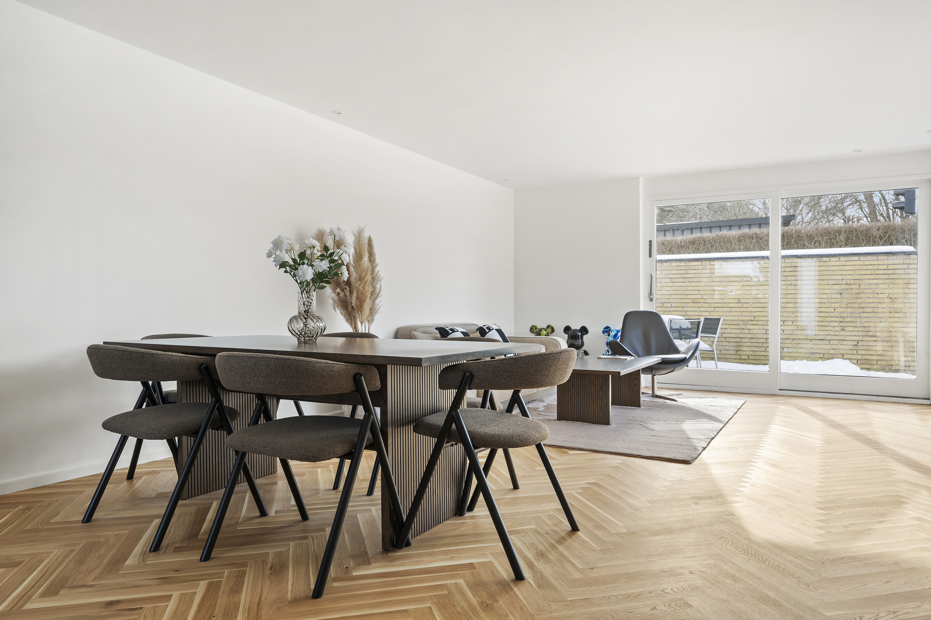 Fremhævet spisekøkken billede i fuldskærmstilstand. Billede af Ellehaven 7, Trørød, 2950 Vedbæk