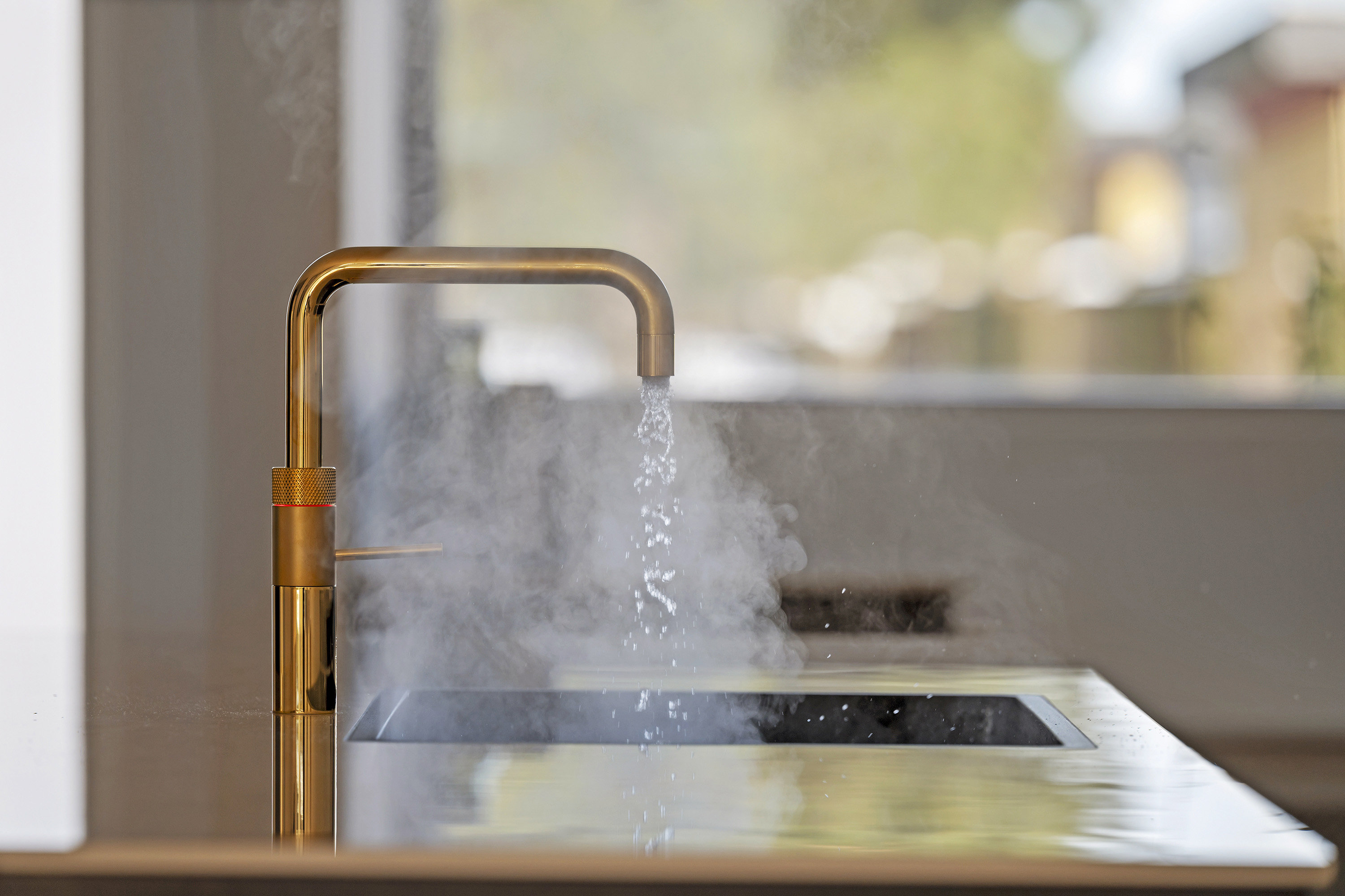 Fremhævet køkken billede i fuldskærmstilstand. Billede af Ellehaven 7, Trørød, 2950 Vedbæk