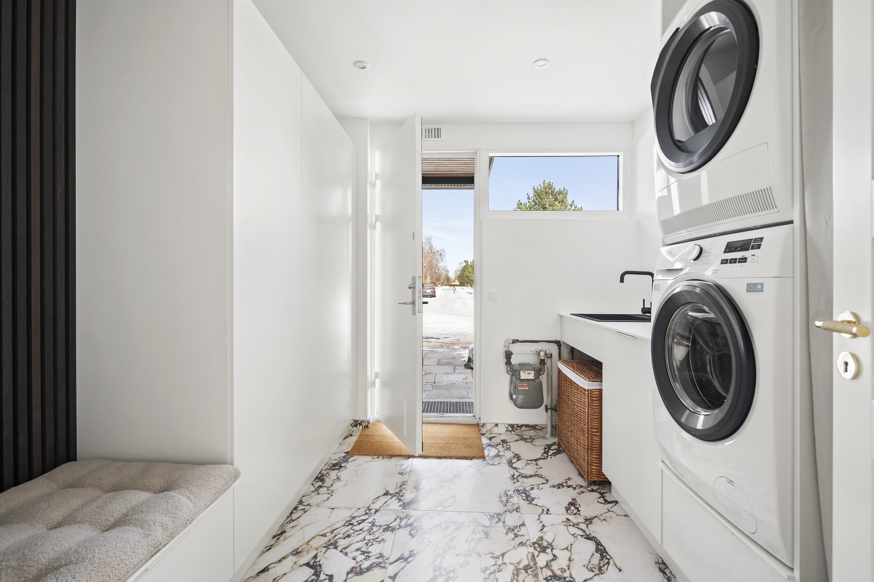 Fremhævet badeværelse billede i fuldskærmstilstand. Billede af Ellehaven 7, Trørød, 2950 Vedbæk