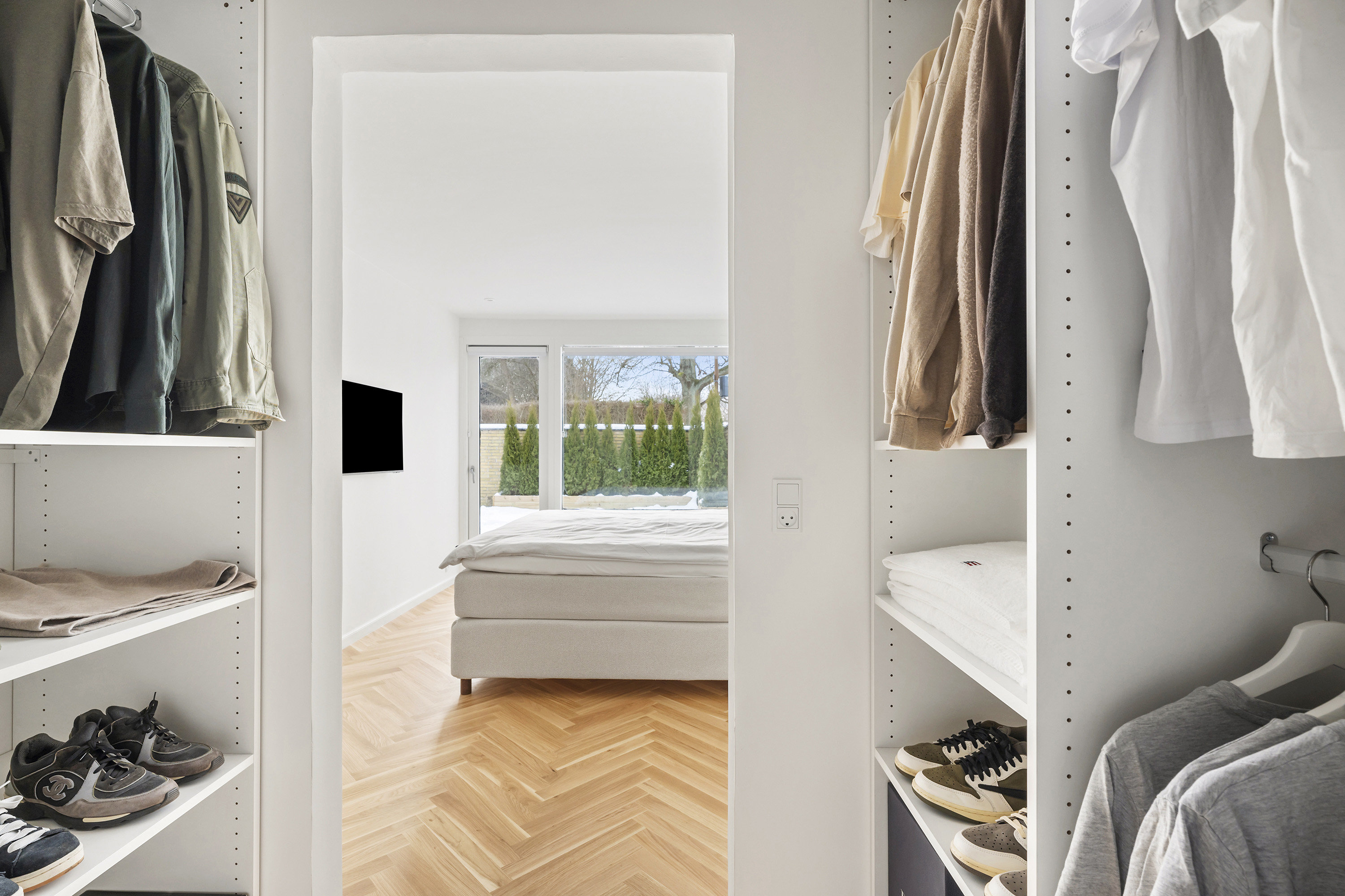 Fremhævet værelse billede i fuldskærmstilstand. Billede af Ellehaven 7, Trørød, 2950 Vedbæk