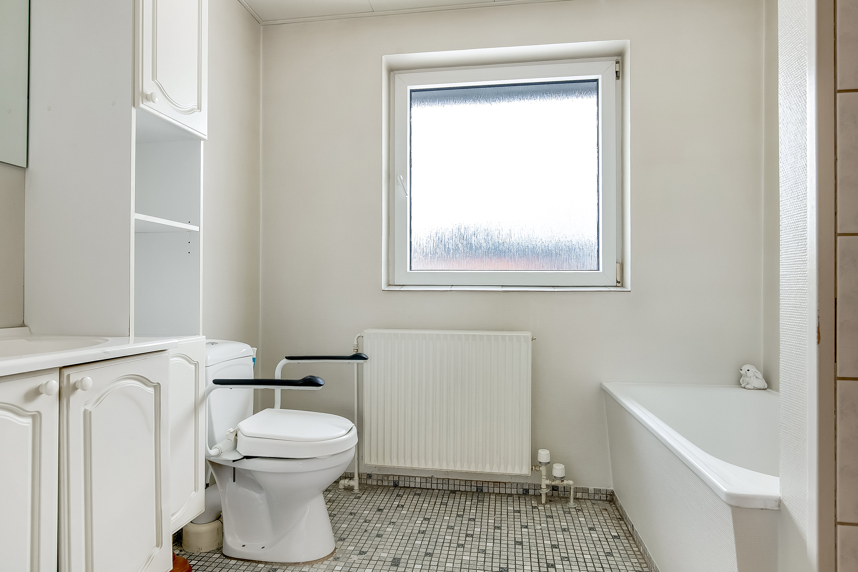 Fremhævet badeværelse billede i fuldskærmstilstand. Billede af Åparken 58, 6640 Lunderskov