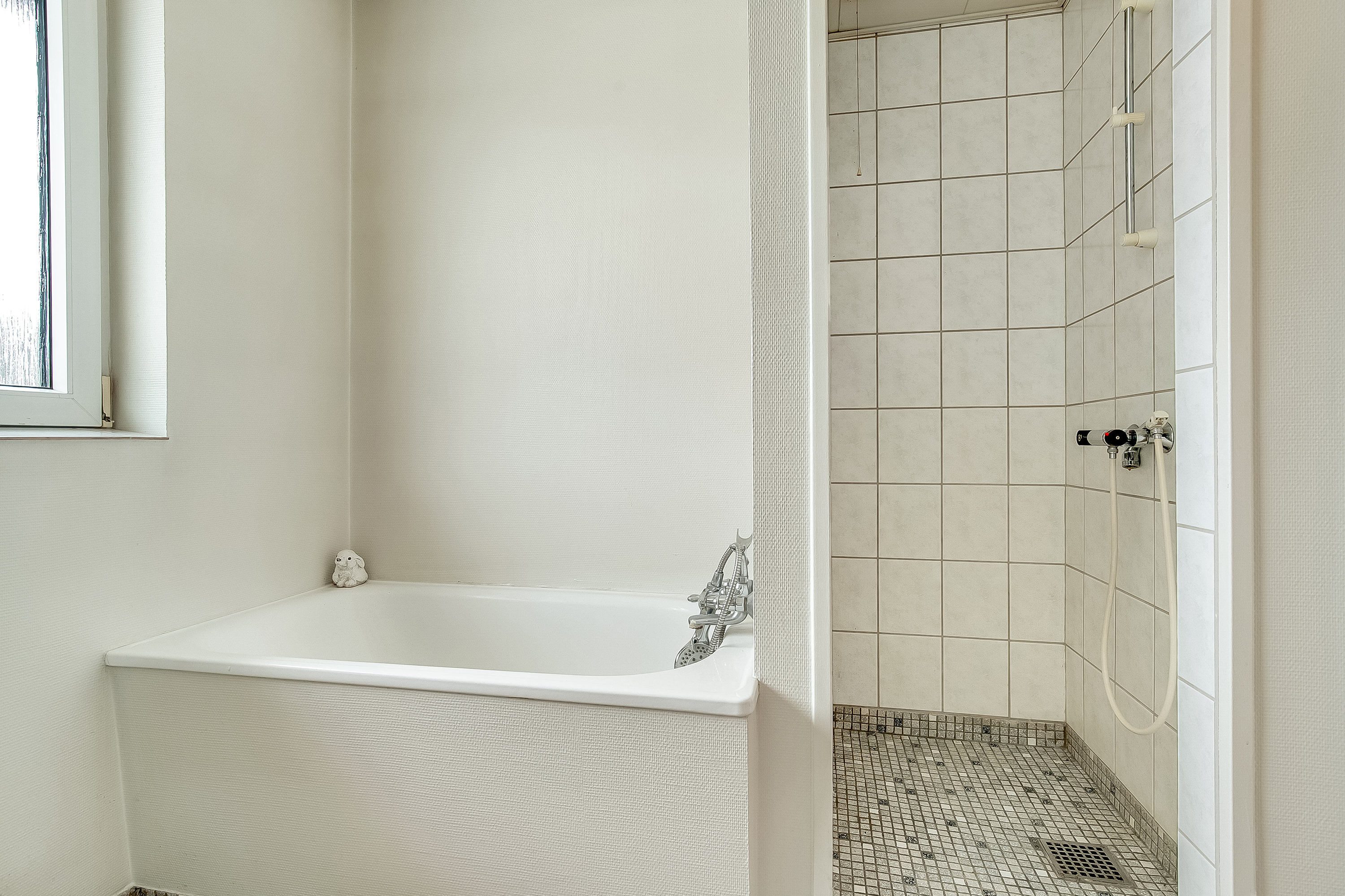 Fremhævet badeværelse billede i fuldskærmstilstand. Billede af Åparken 58, 6640 Lunderskov