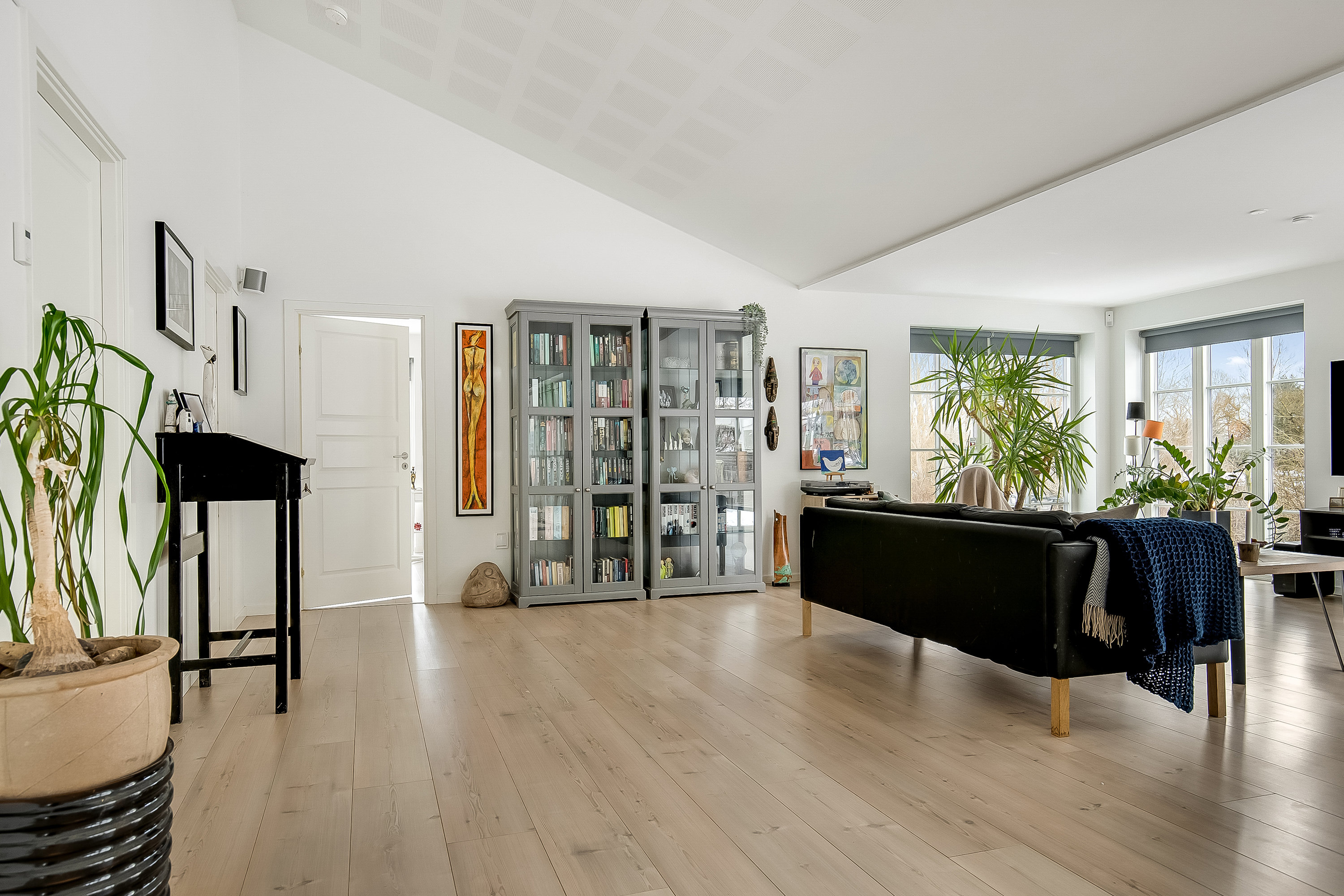 Fremhævet stue billede i fuldskærmstilstand. Billede af Varmarkvej 29, 6092 Sønder Stenderup