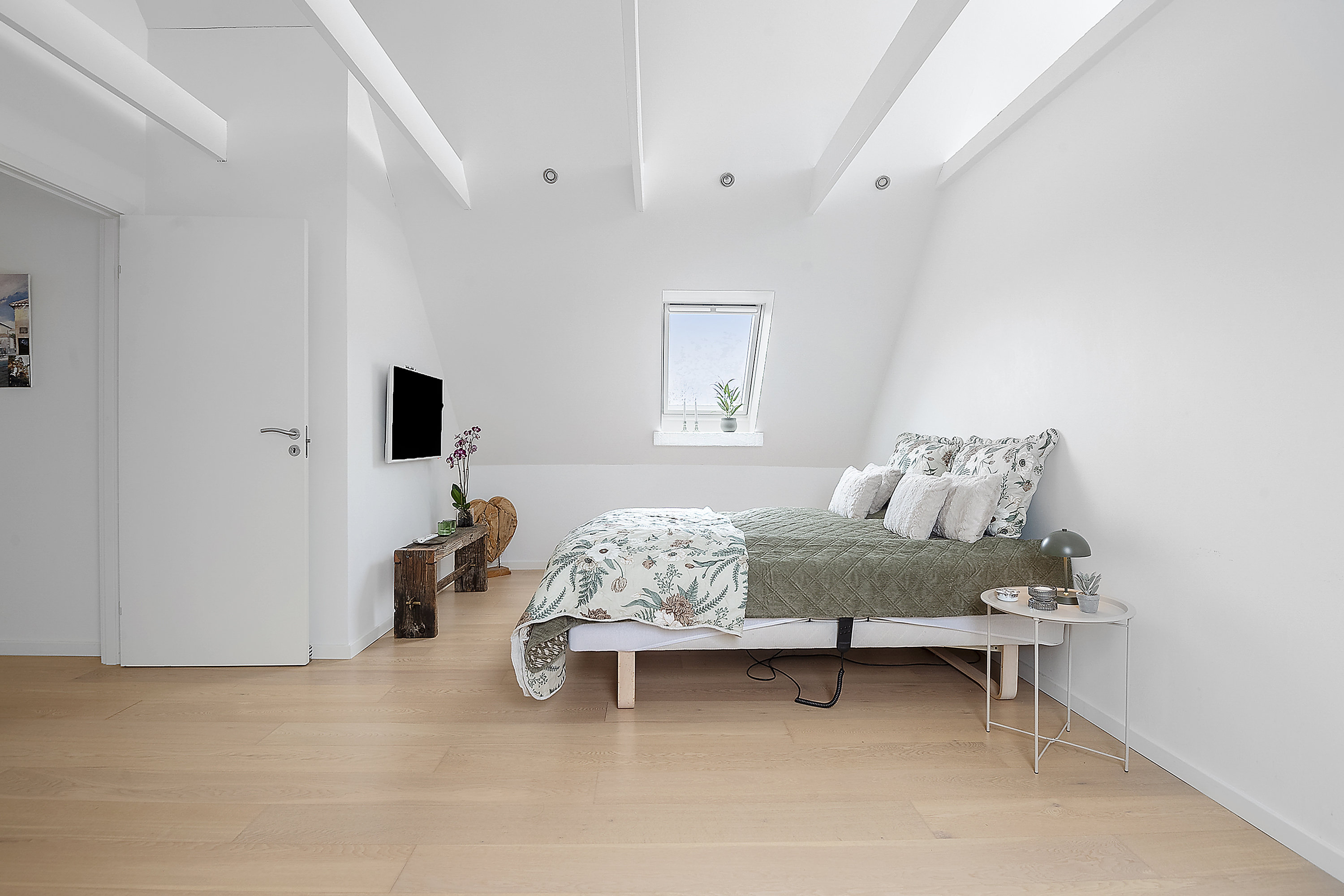 Fremhævet soveværelse billede i fuldskærmstilstand. Billede af Valmuevænget 24, Hjerting, 6710 Esbjerg V