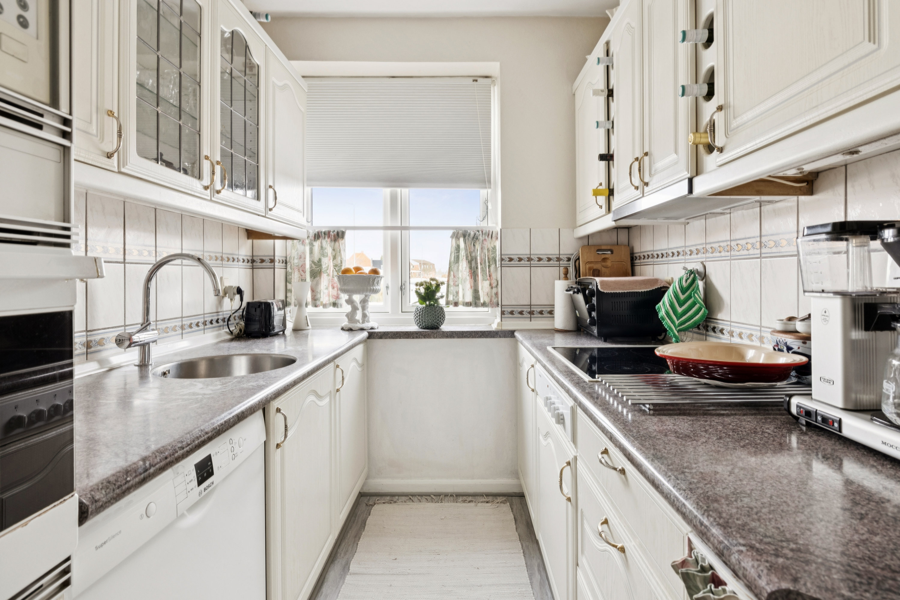 Fremhævet køkken billede i fuldskærmstilstand. Billede af Kølvej 36, 8500 Grenaa