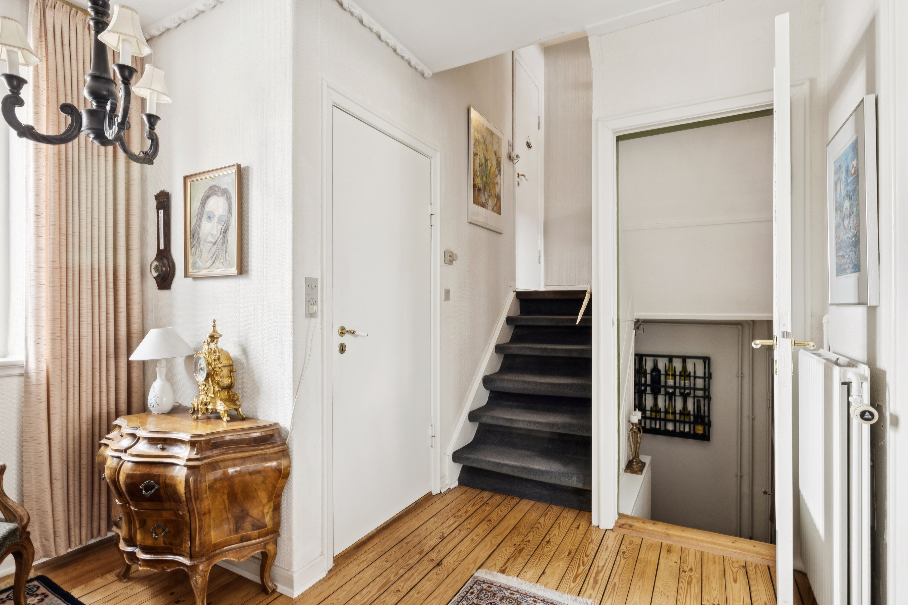 Fremhævet gang billede i fuldskærmstilstand. Billede af Kølvej 36, 8500 Grenaa