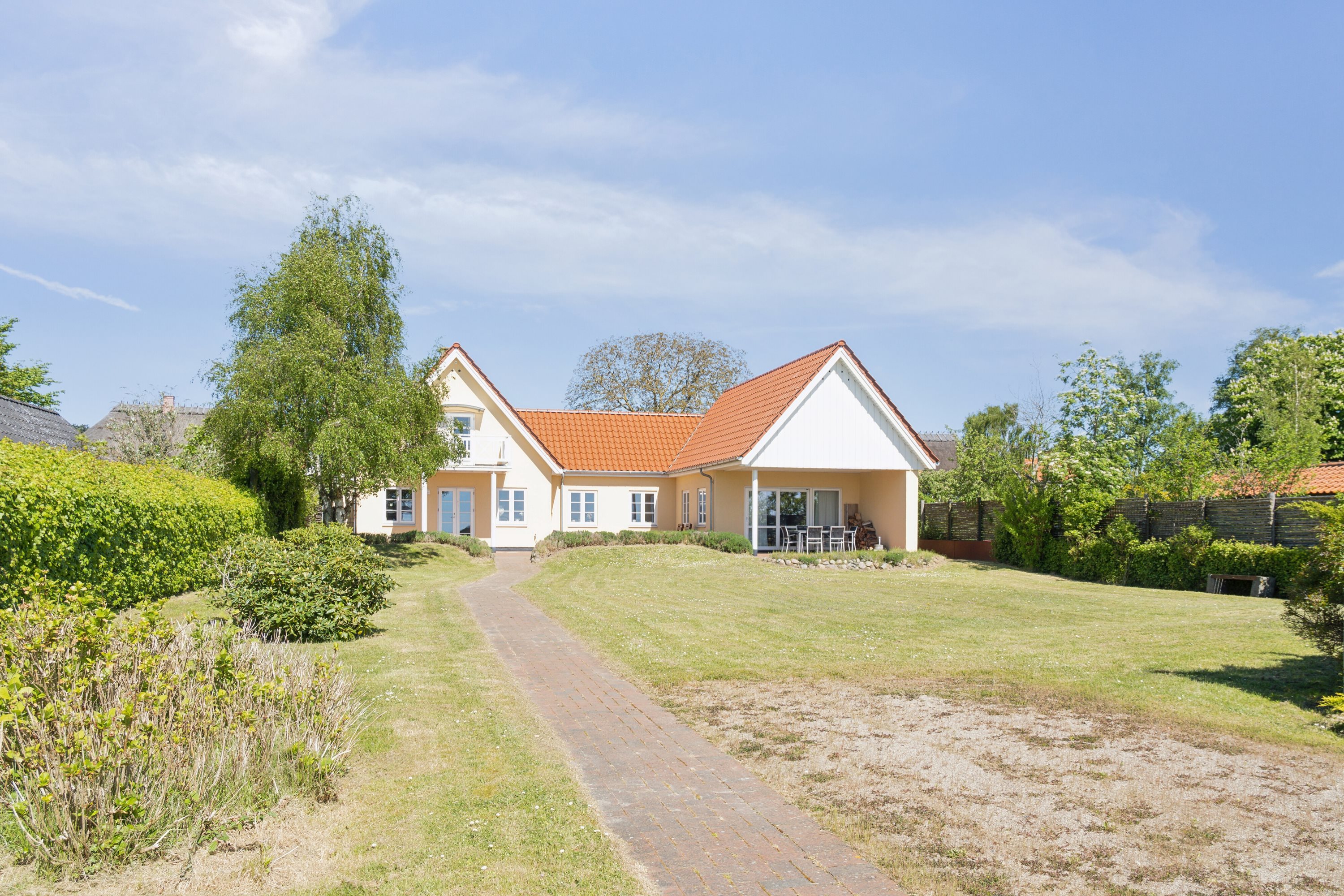 Fremhævet set fra vejen billede i fuldskærmstilstand. Billede af Fjordvænget 13, 4581 Rørvig