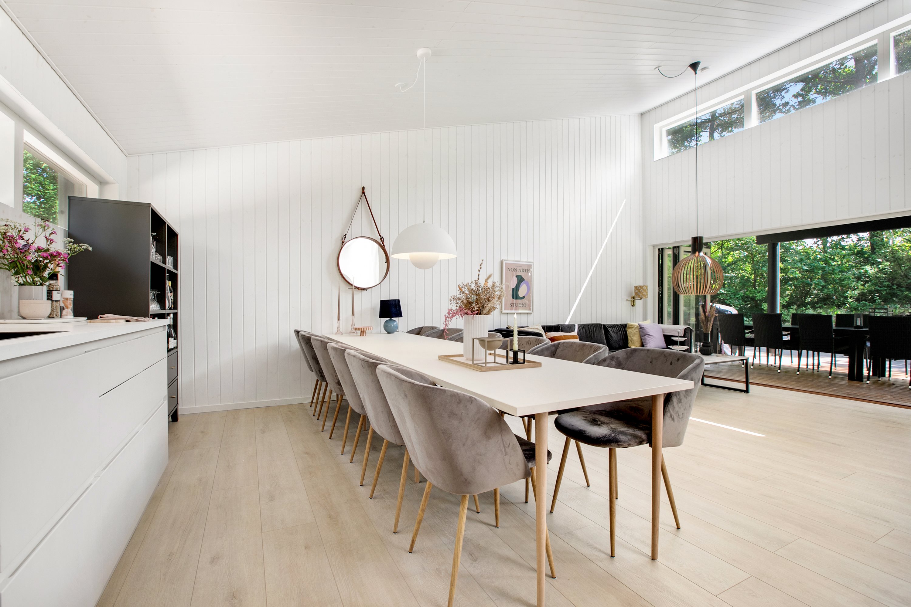 Fremhævet alrum billede i fuldskærmstilstand. Billede af Skovvej 19, Fjellerup Strand, 8585 Glesborg