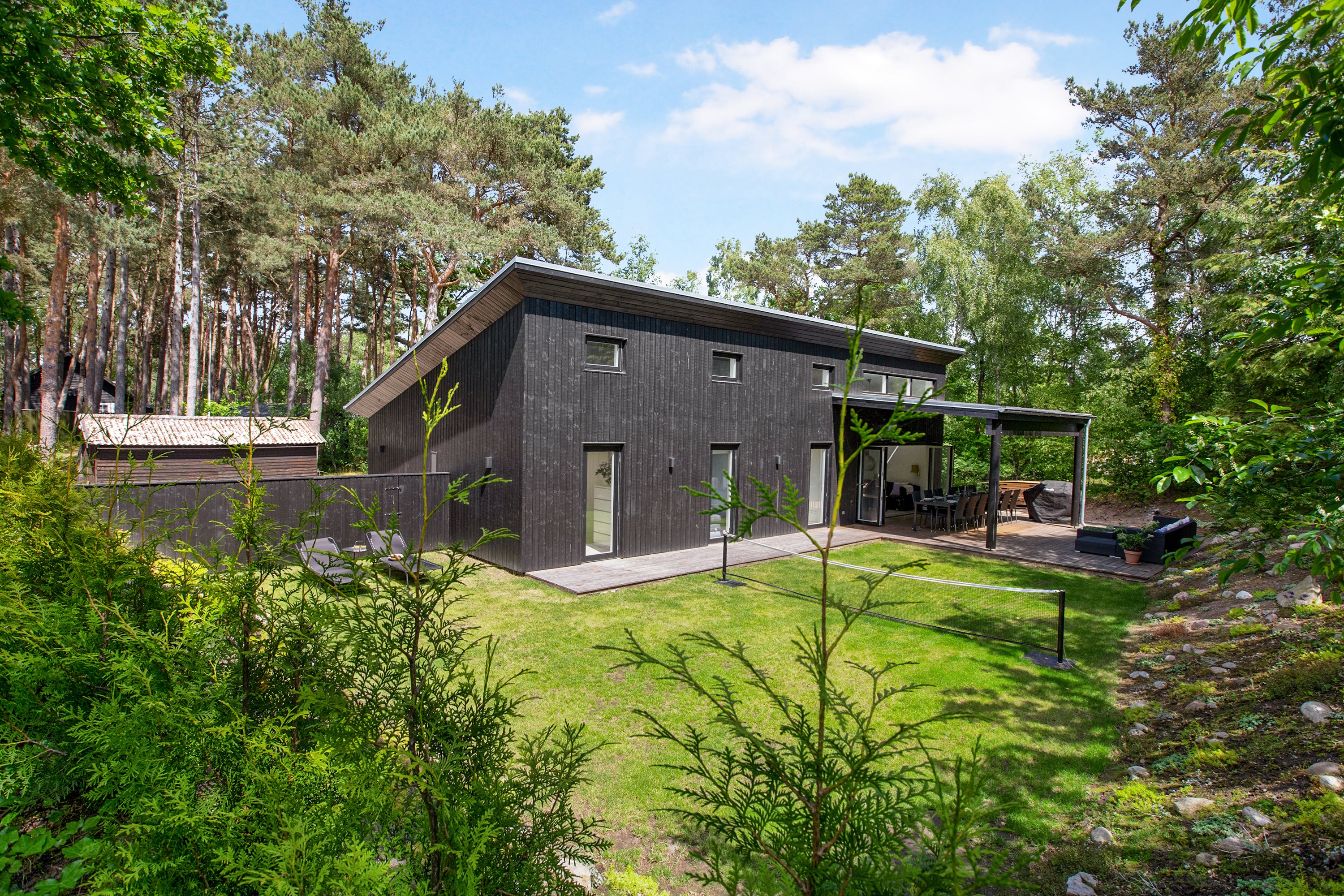 Fremhævet ejendom 1 billede i fuldskærmstilstand. Billede af Skovvej 19, Fjellerup Strand, 8585 Glesborg