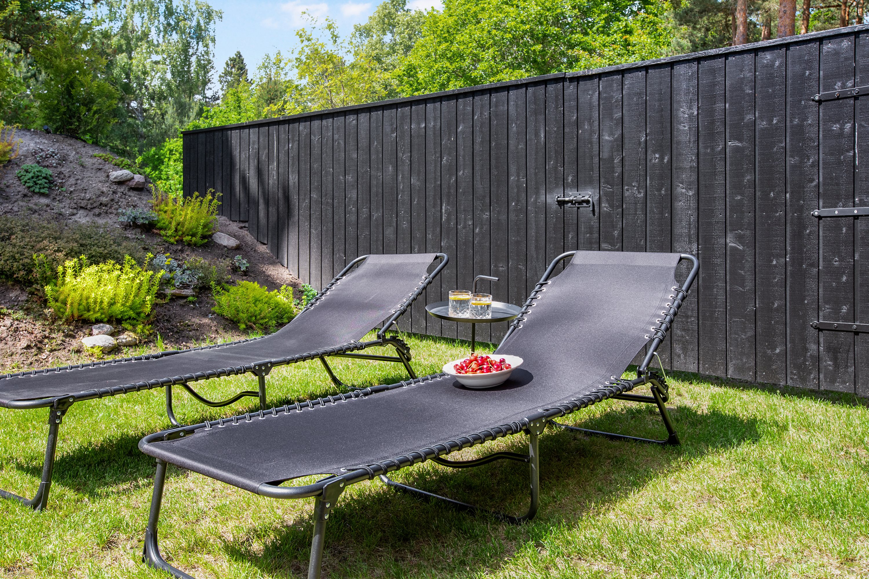 Fremhævet have billede i fuldskærmstilstand. Billede af Skovvej 19, Fjellerup Strand, 8585 Glesborg