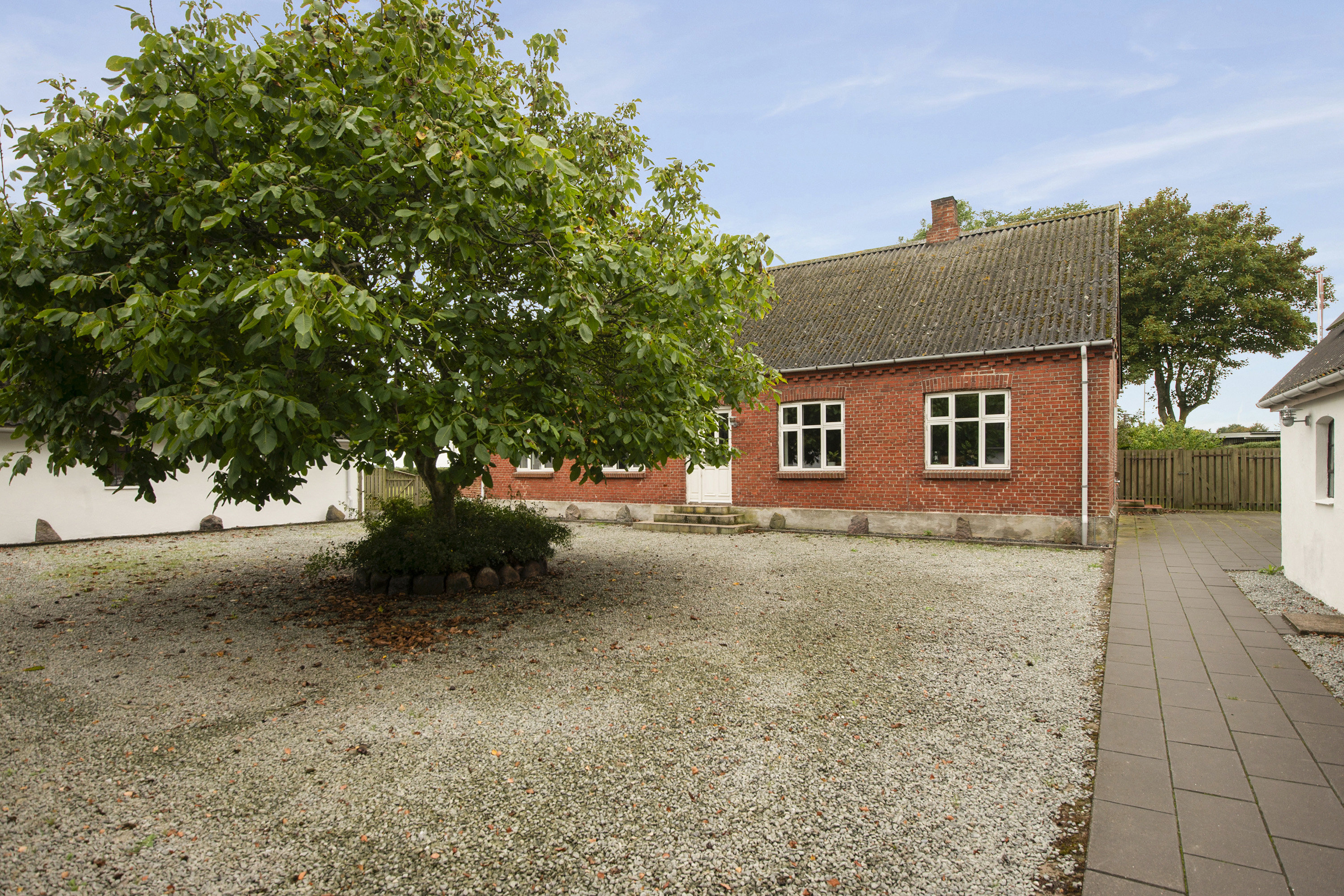 Fremhævet ejendommen billede i fuldskærmstilstand. Billede af Krogsgade 4, Gylling, 8300 Odder