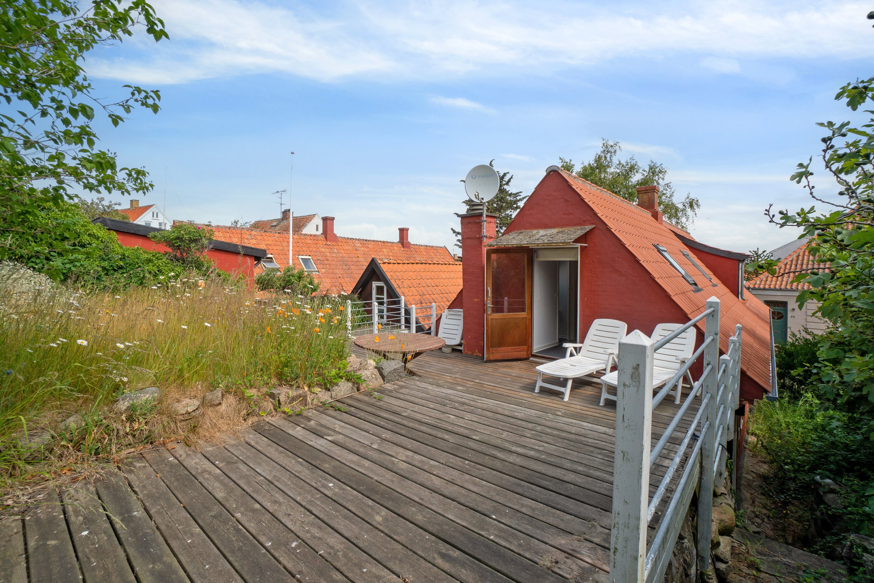 Fremhævet terrasse billede i fuldskærmstilstand. Billede af Brøddegade 39, 3760 Gudhjem