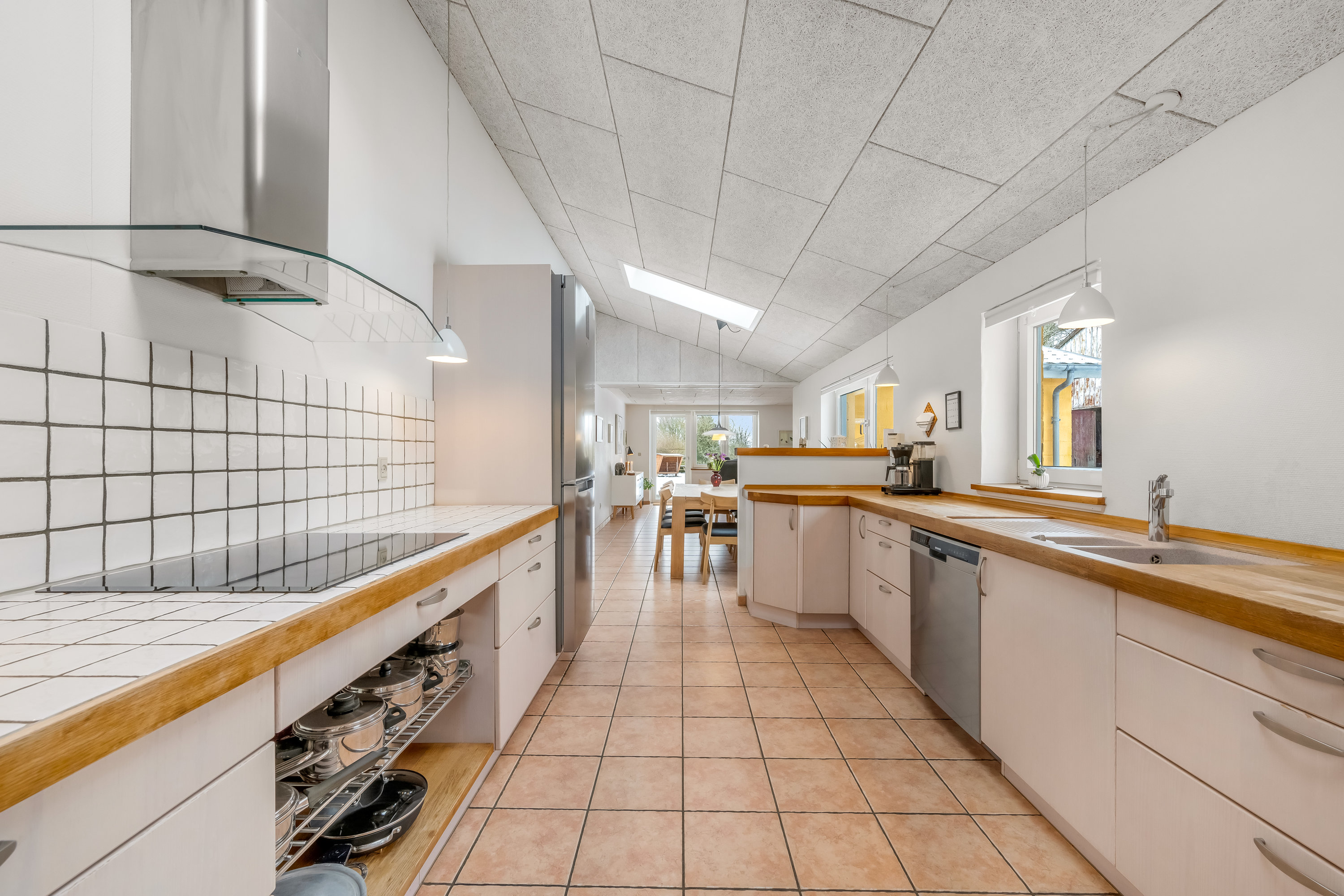 Fremhævet køkken billede i fuldskærmstilstand. Billede af Gåsdalvej 9, Troldhede, 6920 Videbæk