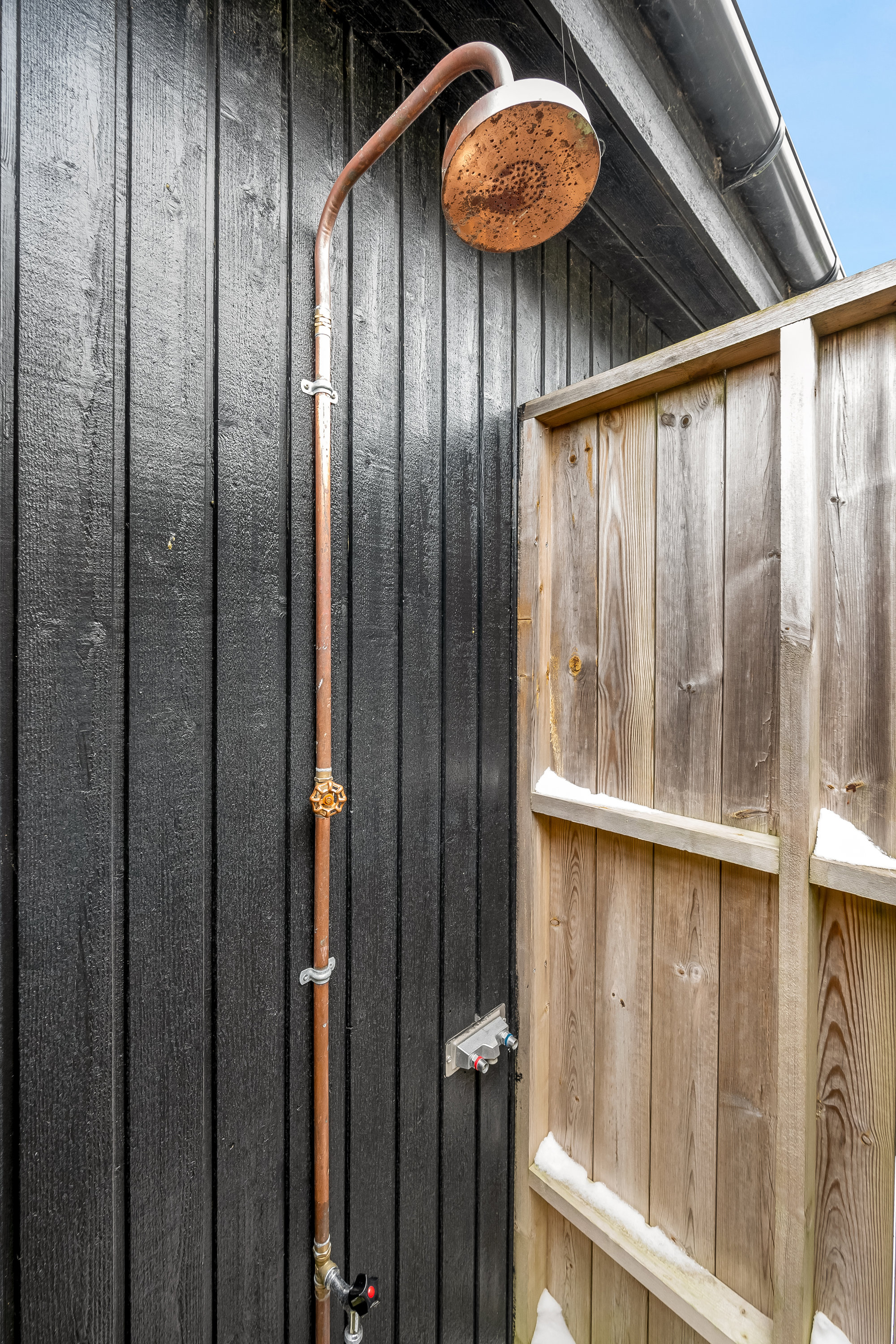 Fremhævet facade billede i fuldskærmstilstand. Billede af Nørre Meldbjergdal 16, Fanø Bad, 6720 Fanø