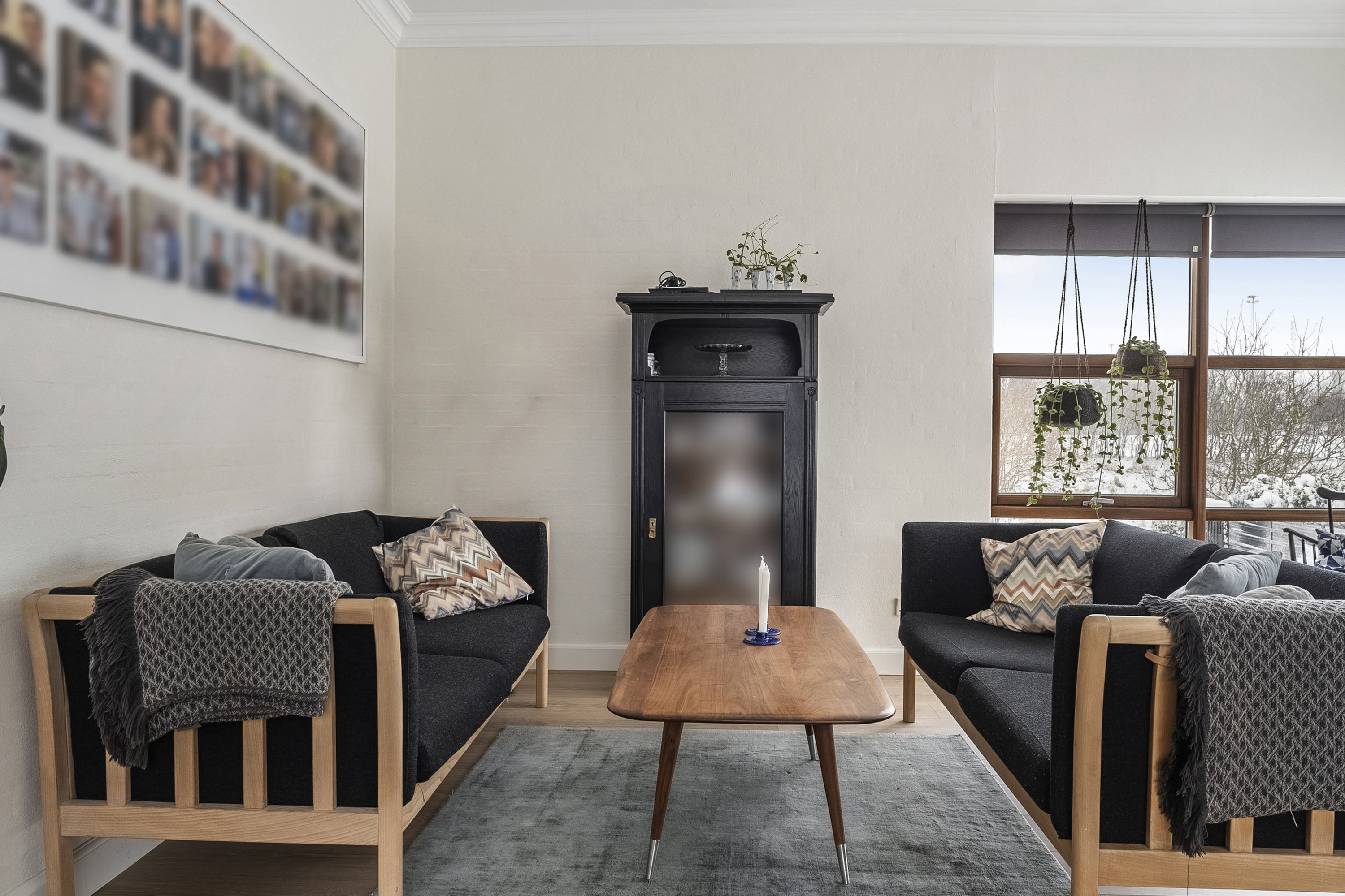 Fremhævet stue billede i fuldskærmstilstand. Billede af Tværvej 4, 8783 Hornsyld