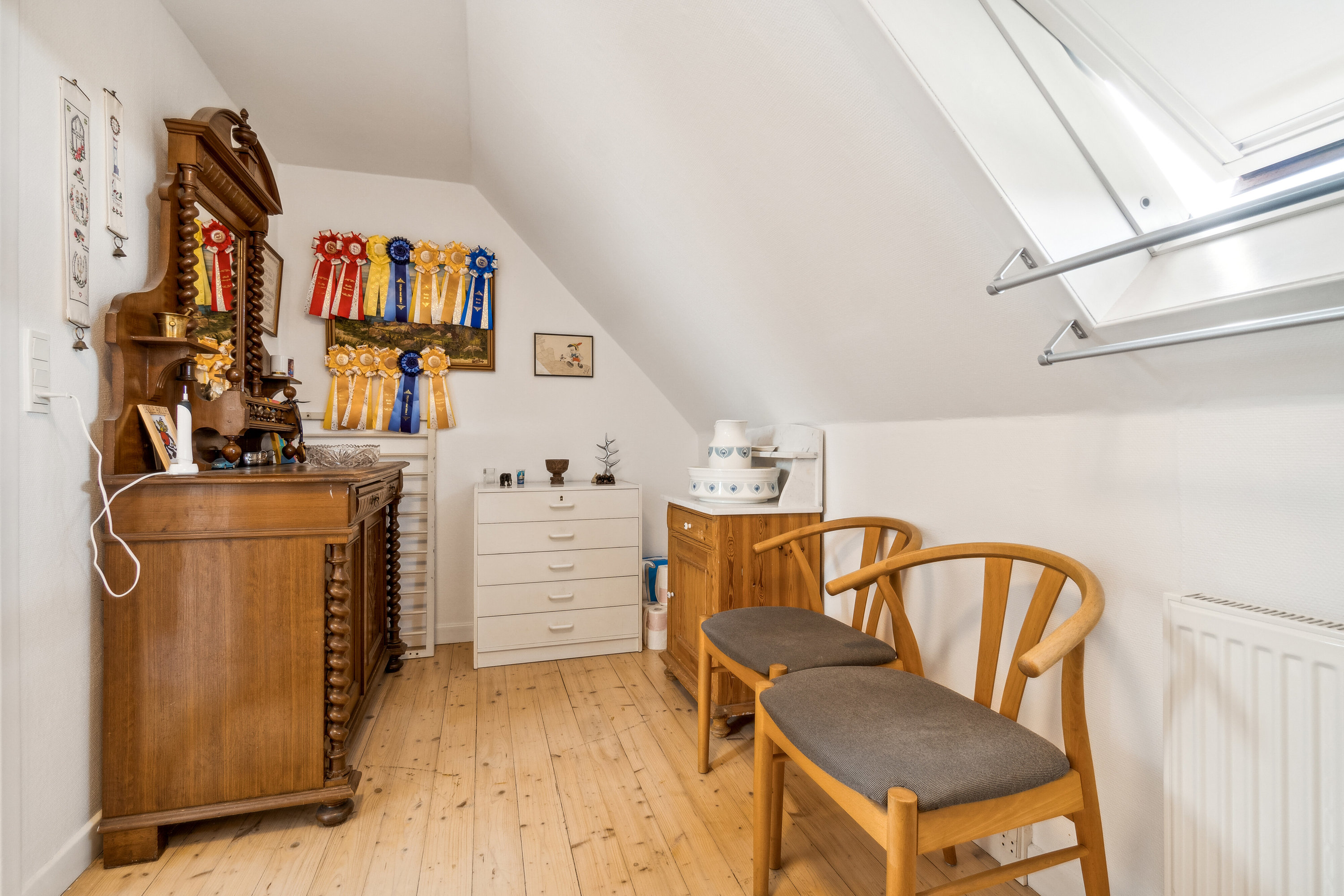 Fremhævet indendørs billede i fuldskærmstilstand. Billede af Stakhaven 4, Aakirkeby, 3720 Aakirkeby