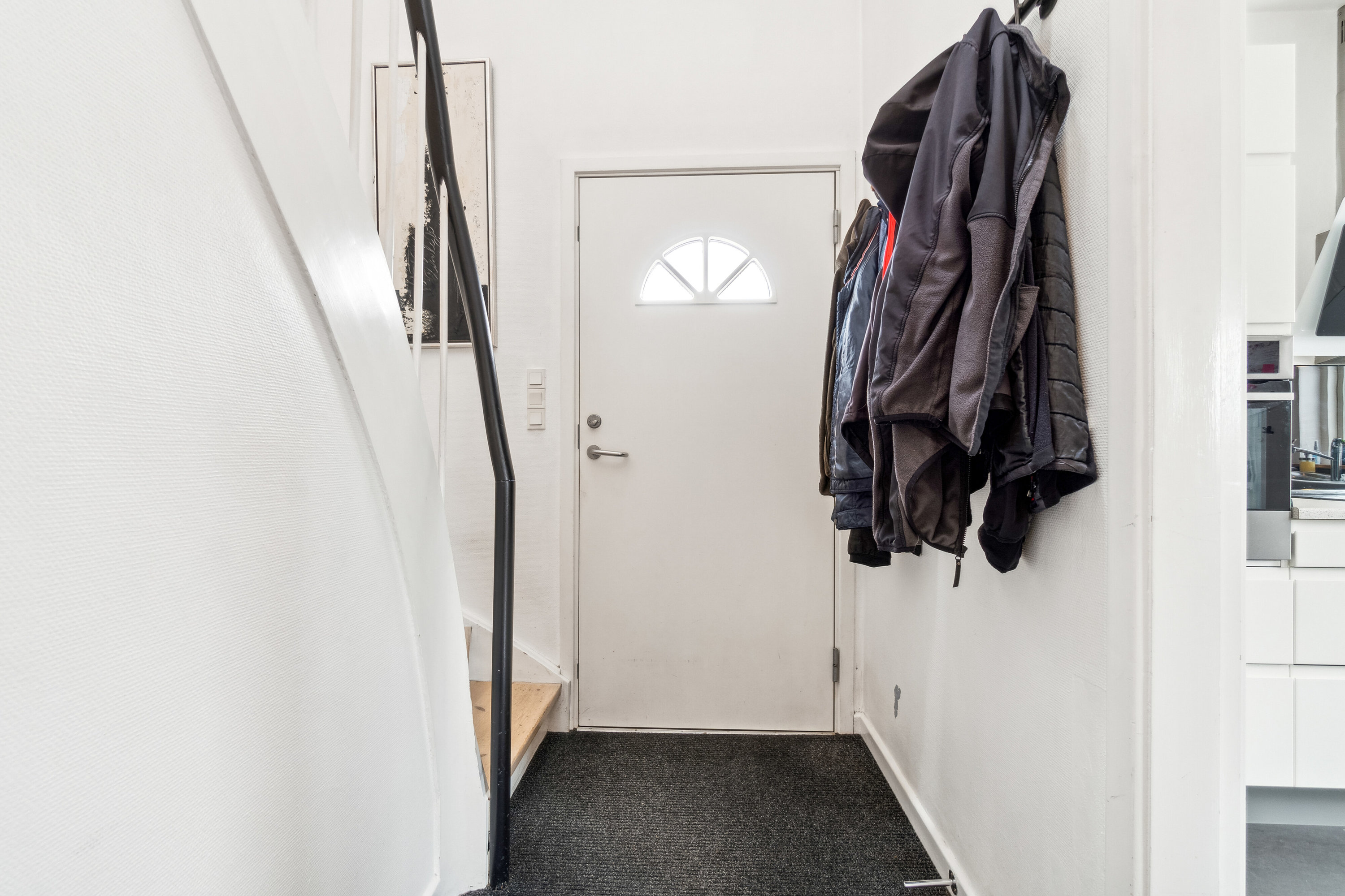 Fremhævet gang billede i fuldskærmstilstand. Billede af Stakhaven 4, Aakirkeby, 3720 Aakirkeby