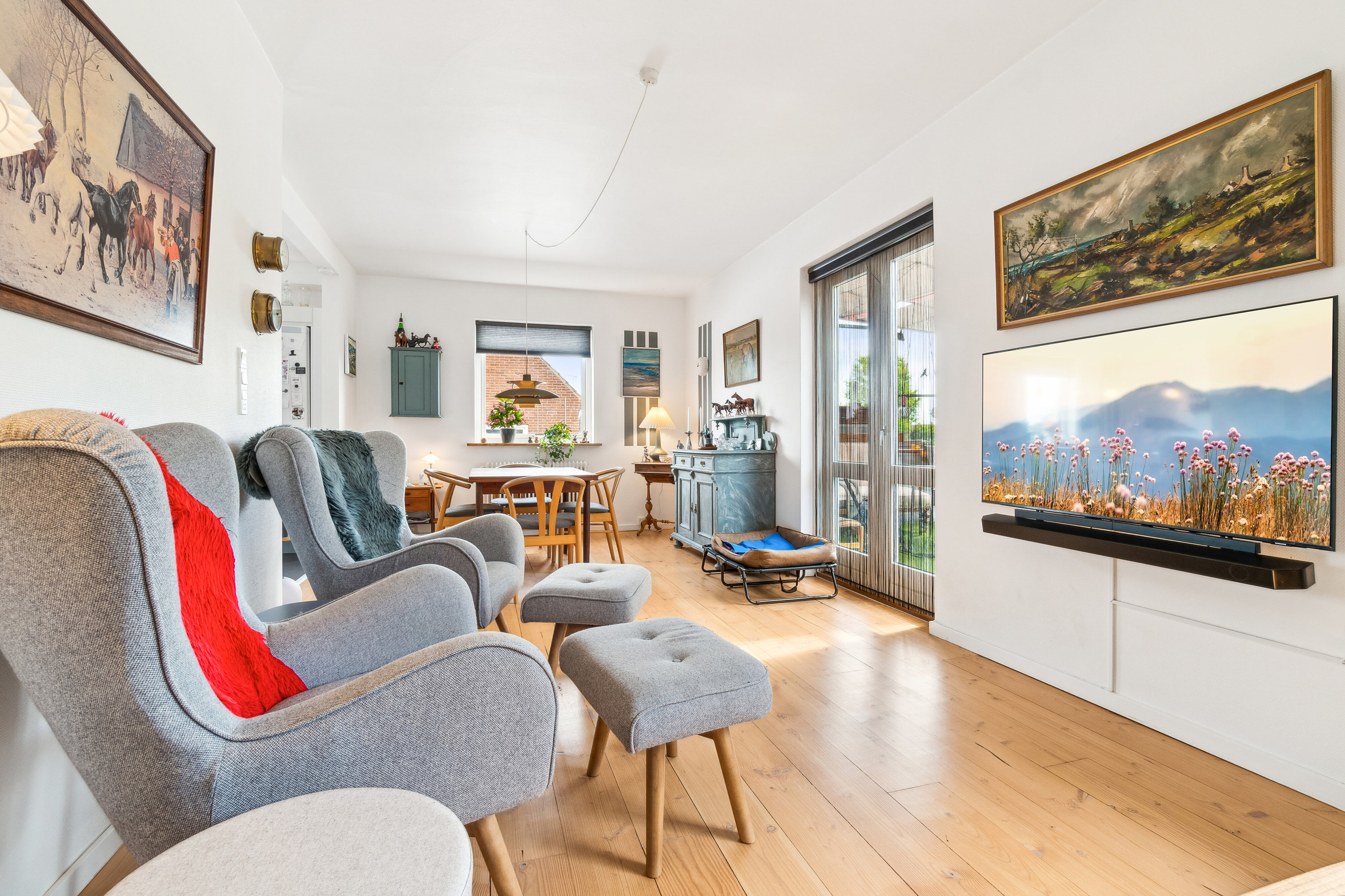 Fremhævet stue billede i fuldskærmstilstand. Billede af Stakhaven 4, Aakirkeby, 3720 Aakirkeby