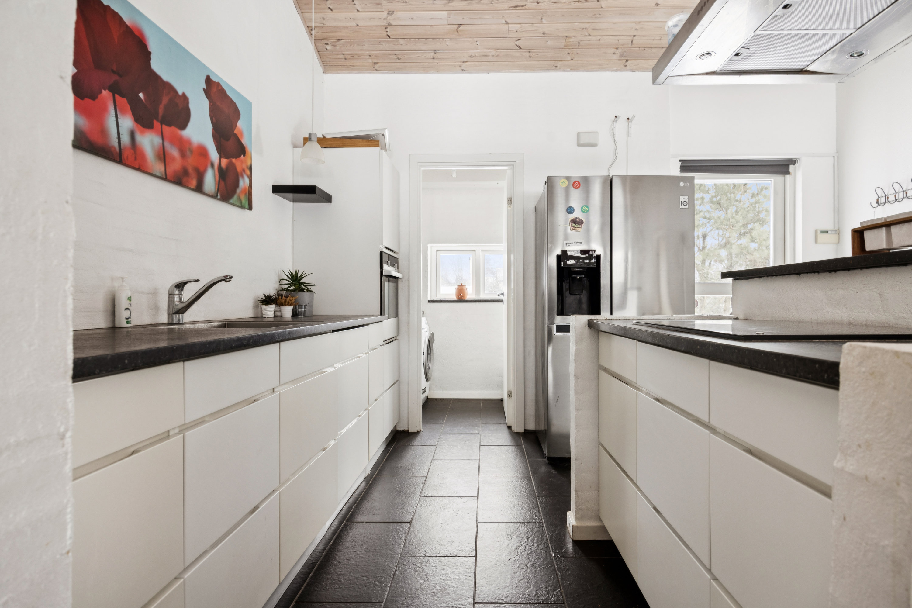 Fremhævet køkken billede i fuldskærmstilstand. Billede af Ritavej 5, 9370 Hals