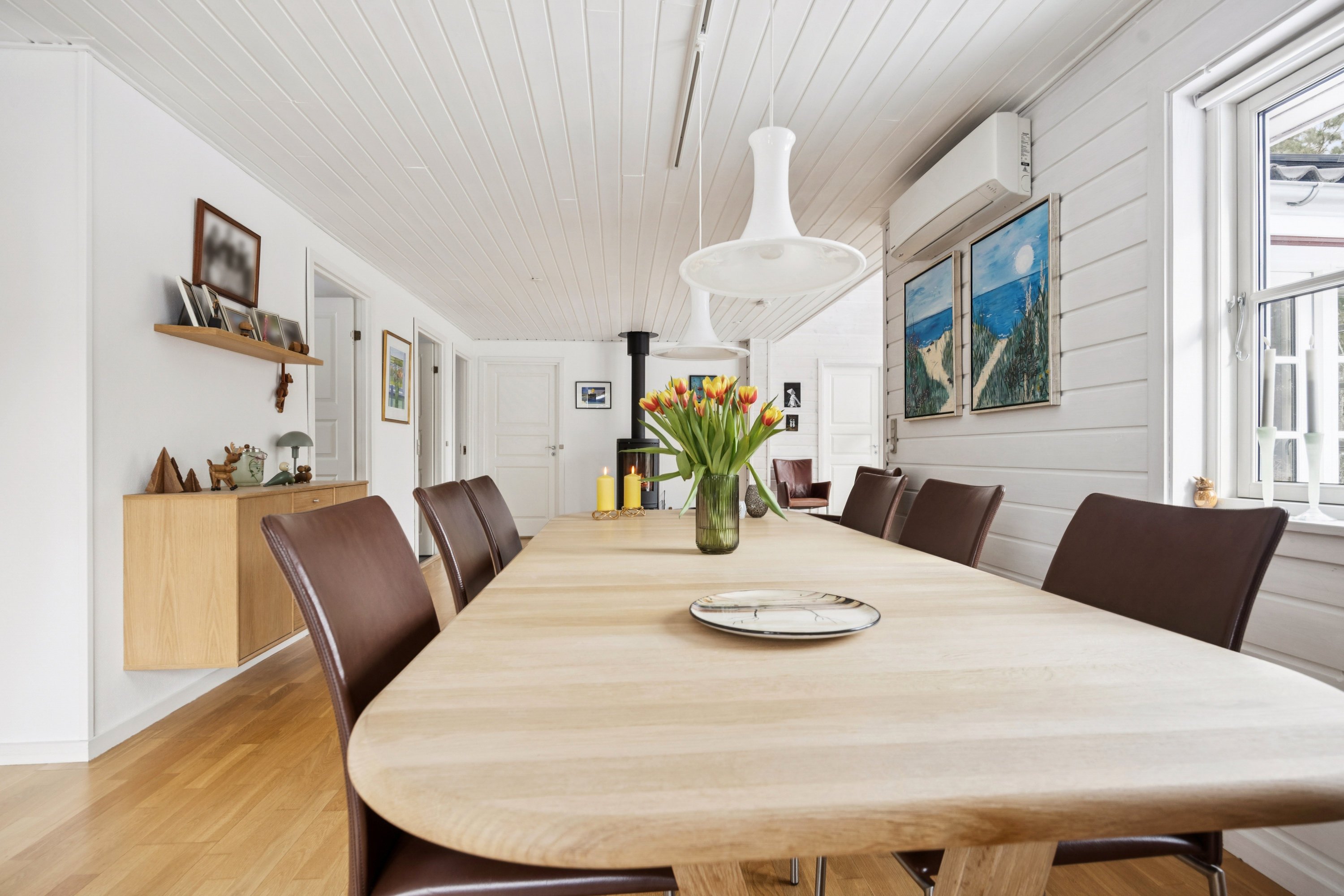 Fremhævet stue billede i fuldskærmstilstand. Billede af Østerstrand 69, 9370 Hals