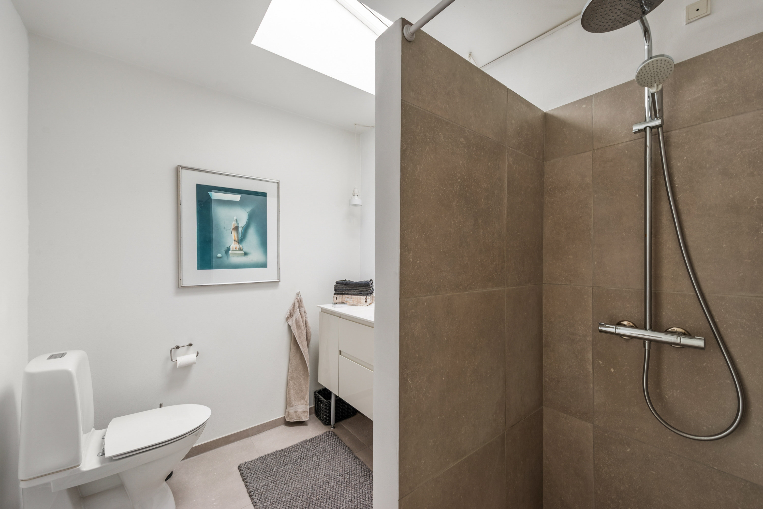 Fremhævet badeværelse billede i fuldskærmstilstand. Billede af Krogårdsvej 86, 2670 Greve