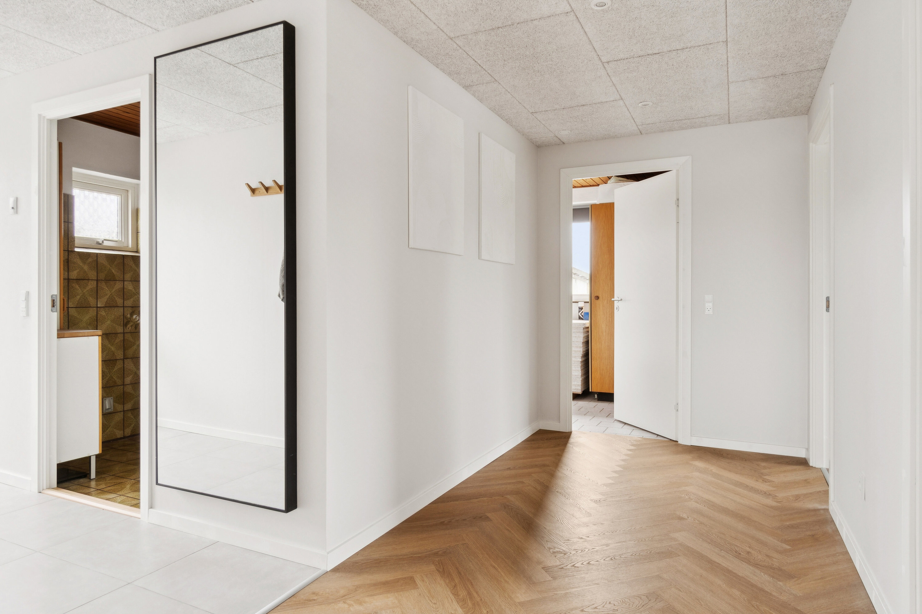 Fremhævet hall billede i fuldskærmstilstand. Billede af Vejsager 19, 4241 Vemmelev