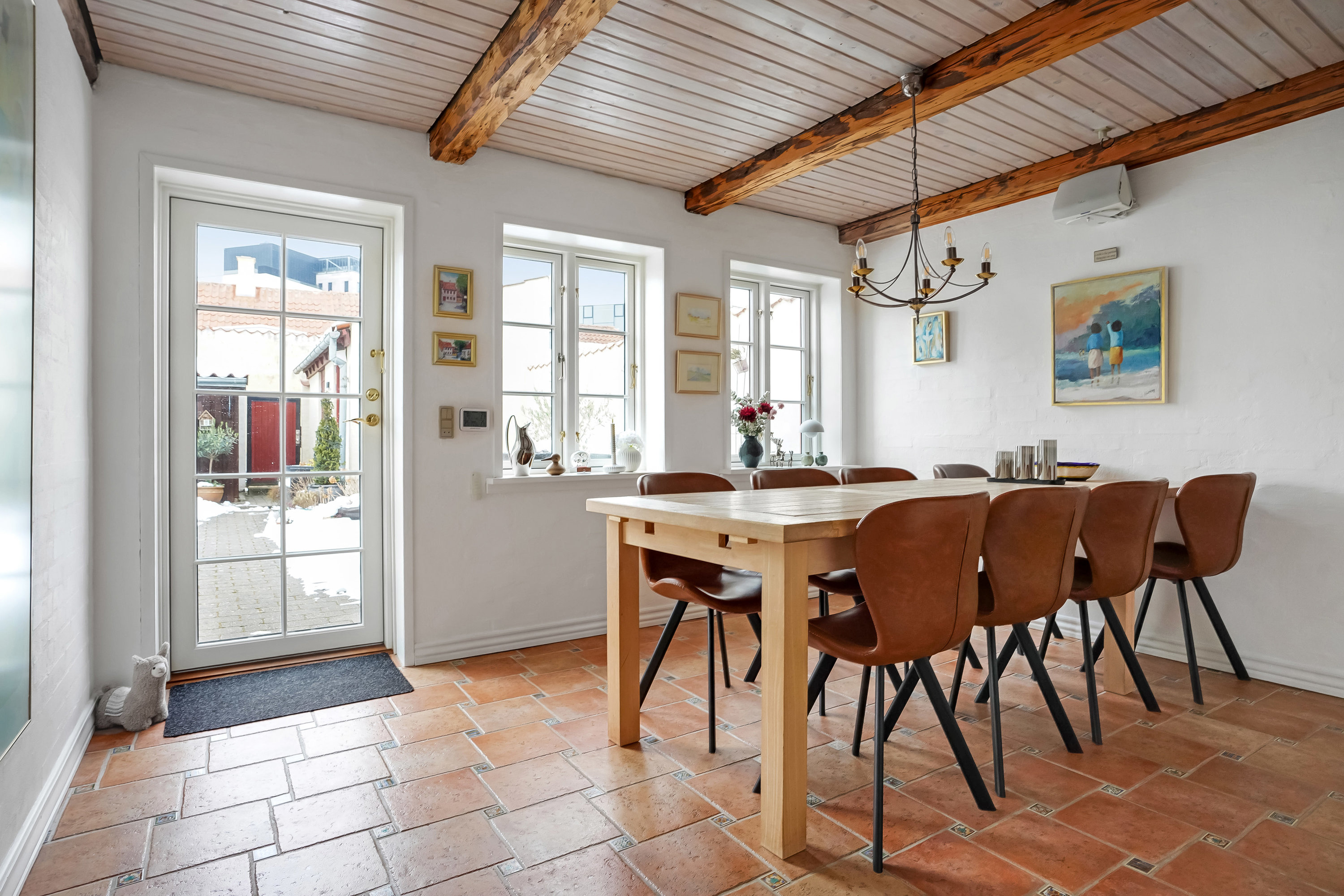 Fremhævet stue billede i fuldskærmstilstand. Billede af Ramsherred 20, 5000 Odense C