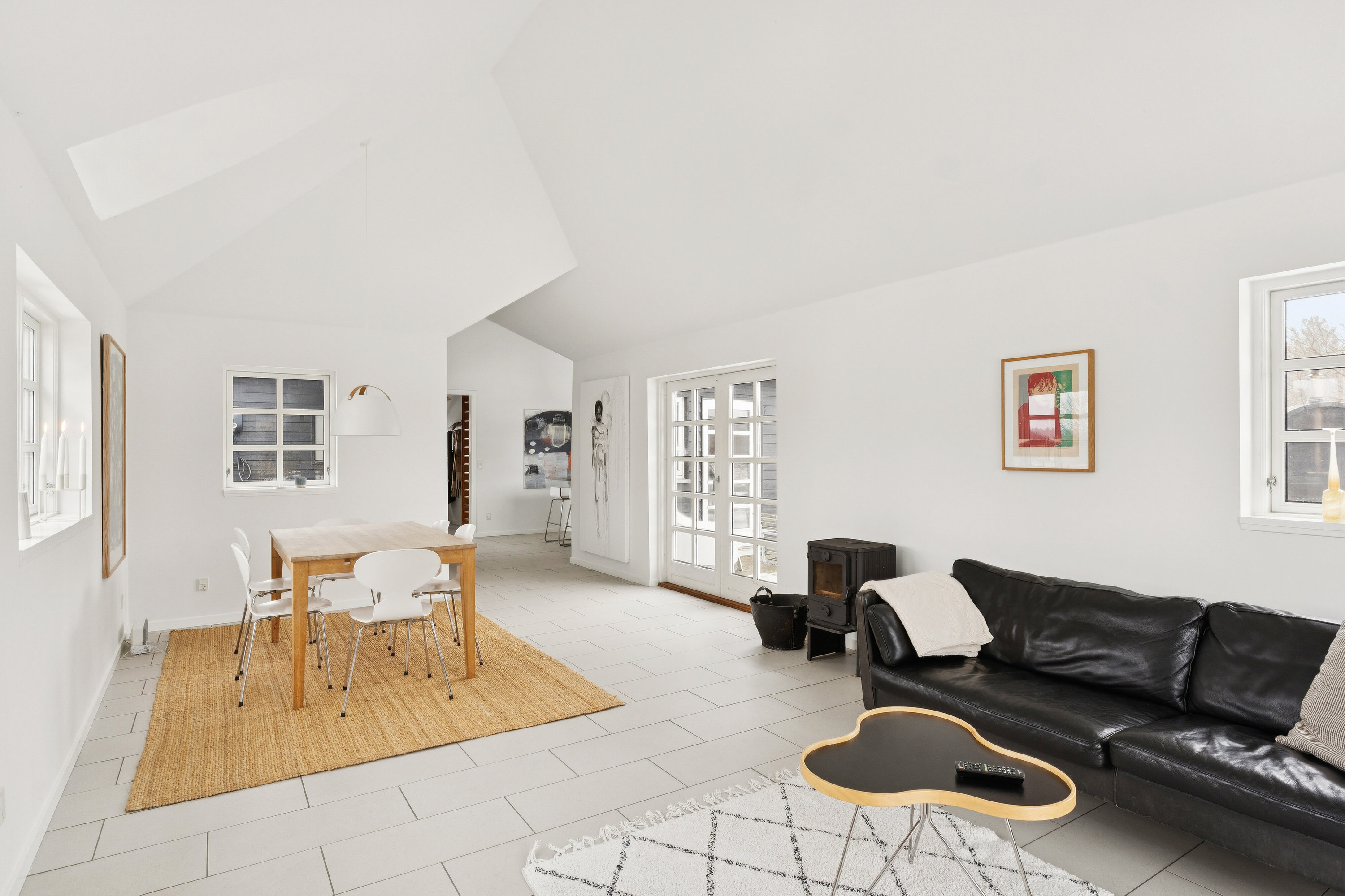 Fremhævet stue billede i fuldskærmstilstand. Billede af Strandvejen 11, Tornby, 9850 Hirtshals