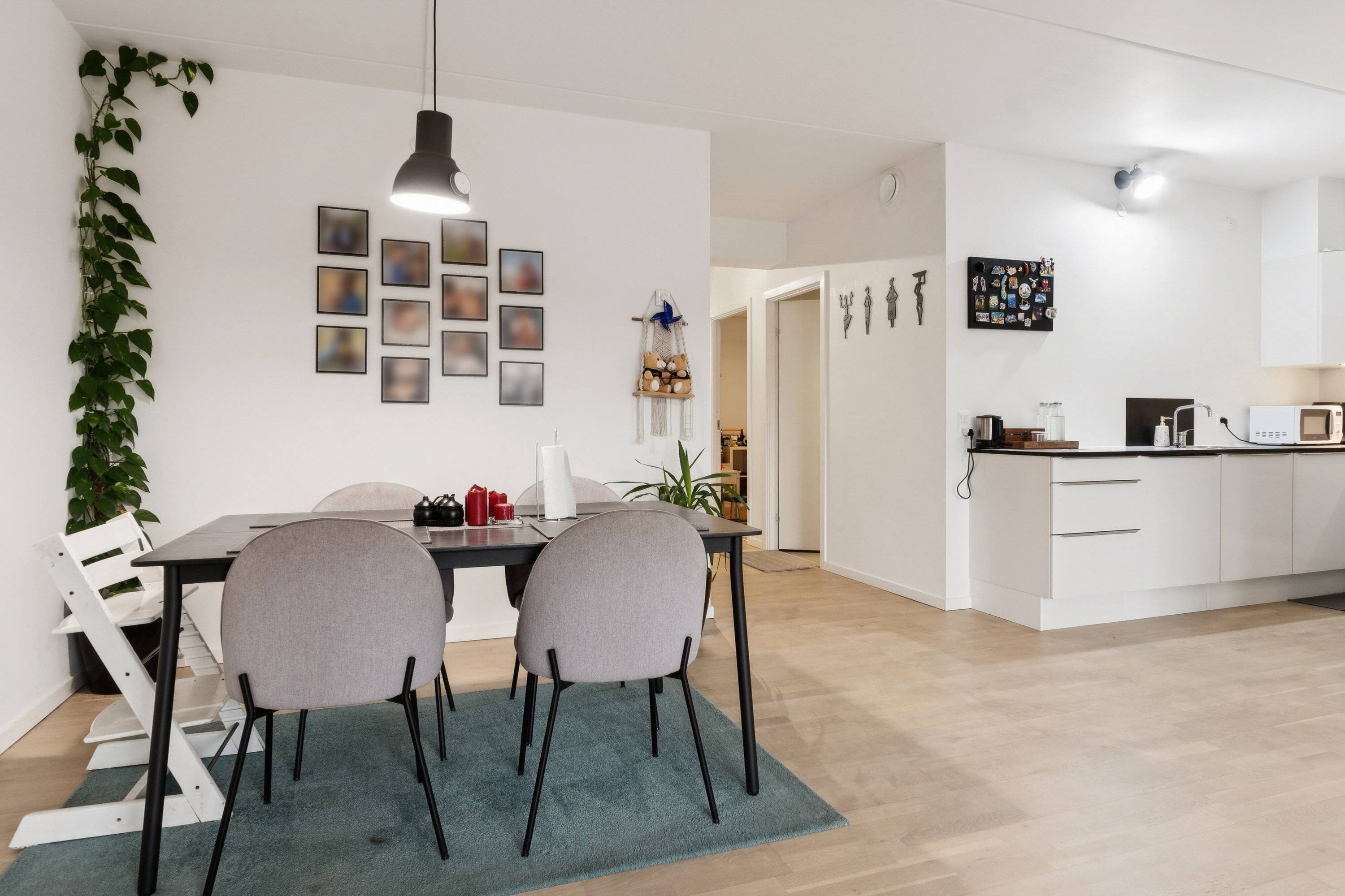 Fremhævet spisestue billede i fuldskærmstilstand. Billede af Kirkebjerg Parkvej 2B, 5. mf., 2600 Glostrup
