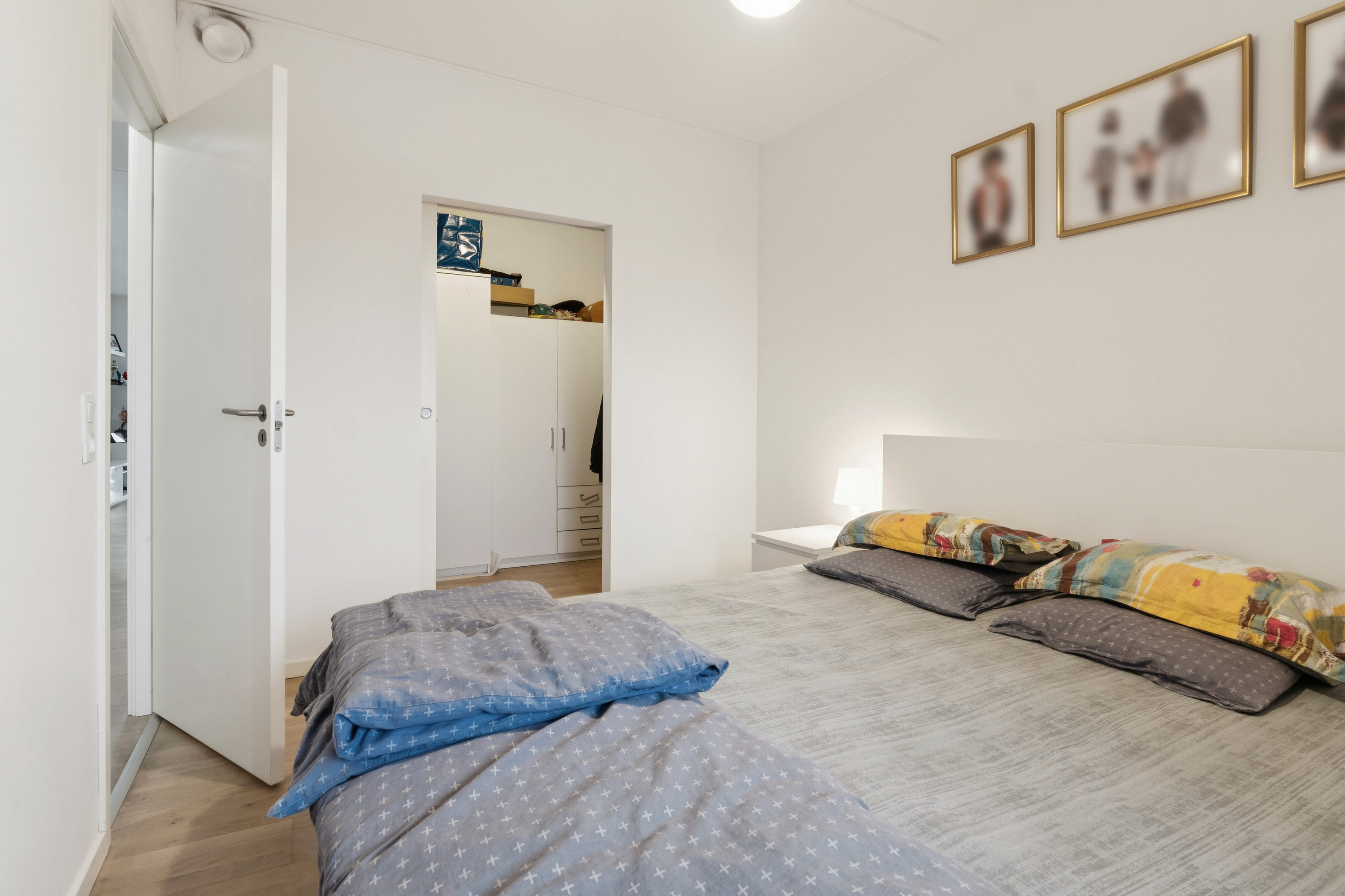 Fremhævet soveværelse billede i fuldskærmstilstand. Billede af Kirkebjerg Parkvej 2B, 5. mf., 2600 Glostrup