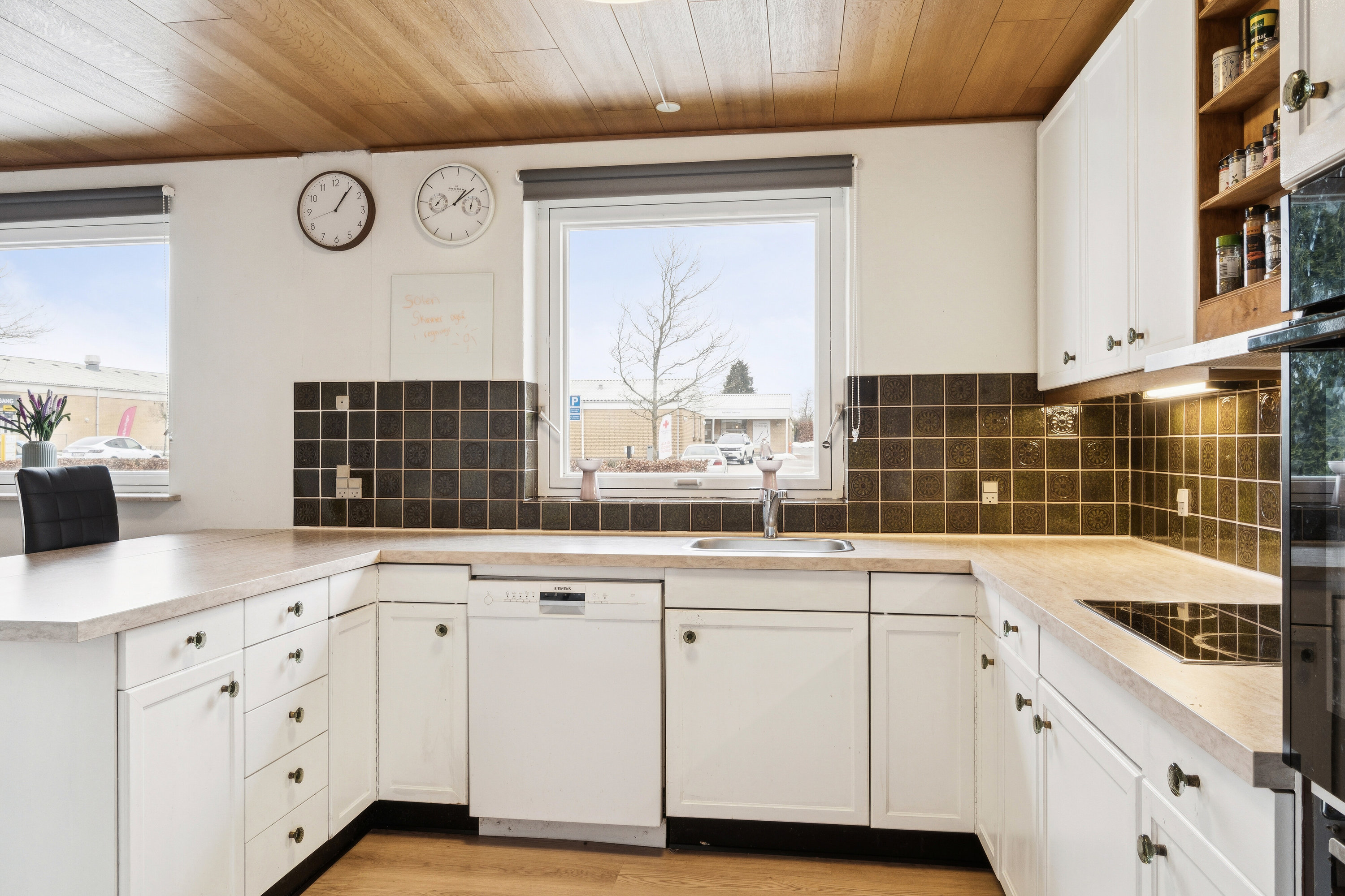 Fremhævet køkken billede i fuldskærmstilstand. Billede af Rødkælkevej 3, 4250 Fuglebjerg