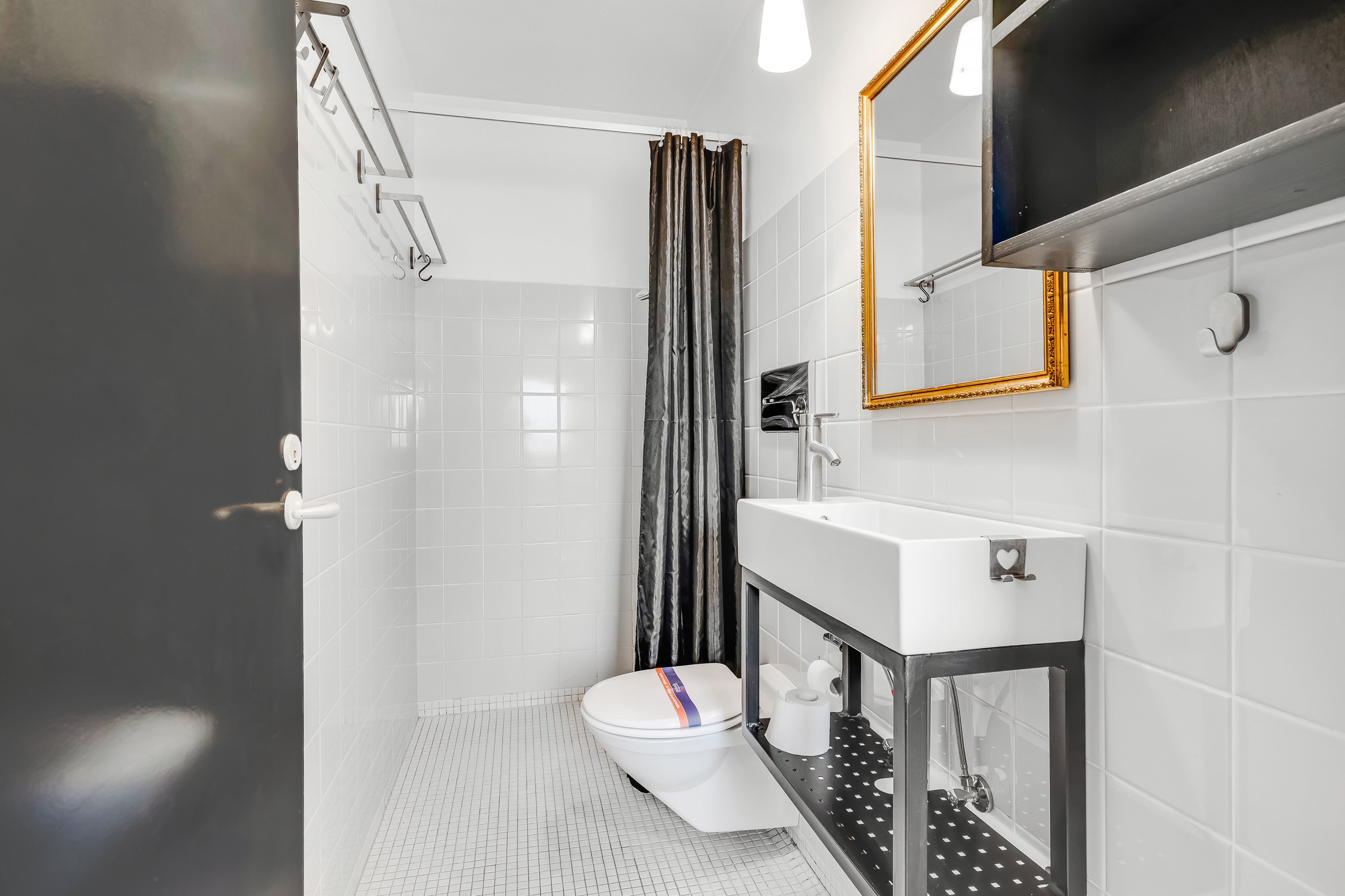 Fremhævet badeværelse billede i fuldskærmstilstand. Billede af Vinkelhagevej 58, Heldum, 7620 Lemvig