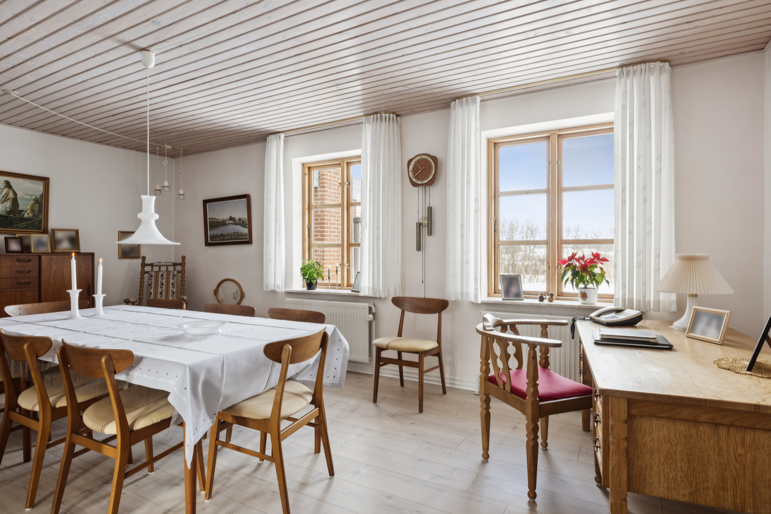 Fremhævet spisestue billede i fuldskærmstilstand. Billede af Løvskal Landevej 235, Vejrum, 8830 Tjele