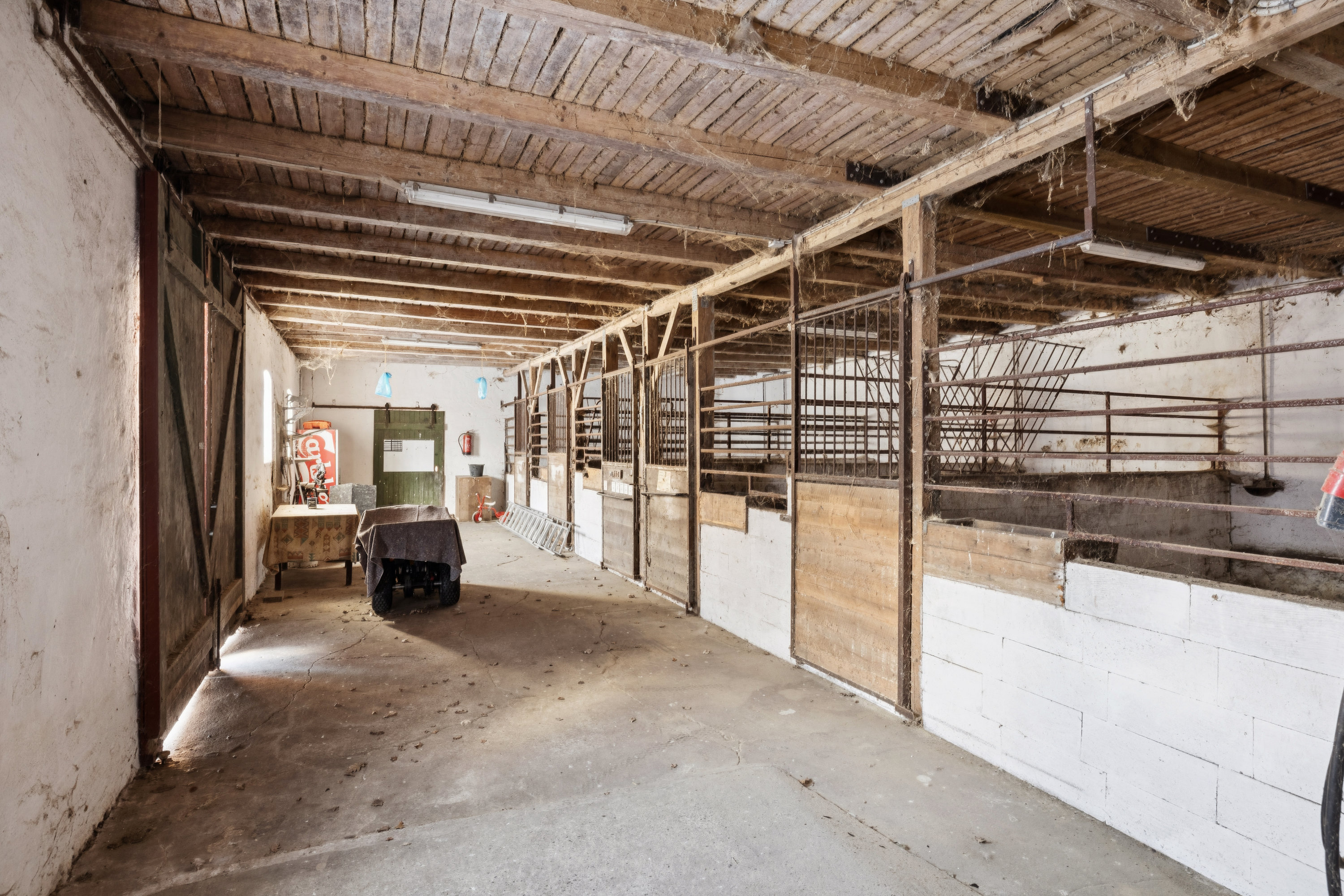 Fremhævet stald billede i fuldskærmstilstand. Billede af Løvskal Landevej 235, Vejrum, 8830 Tjele