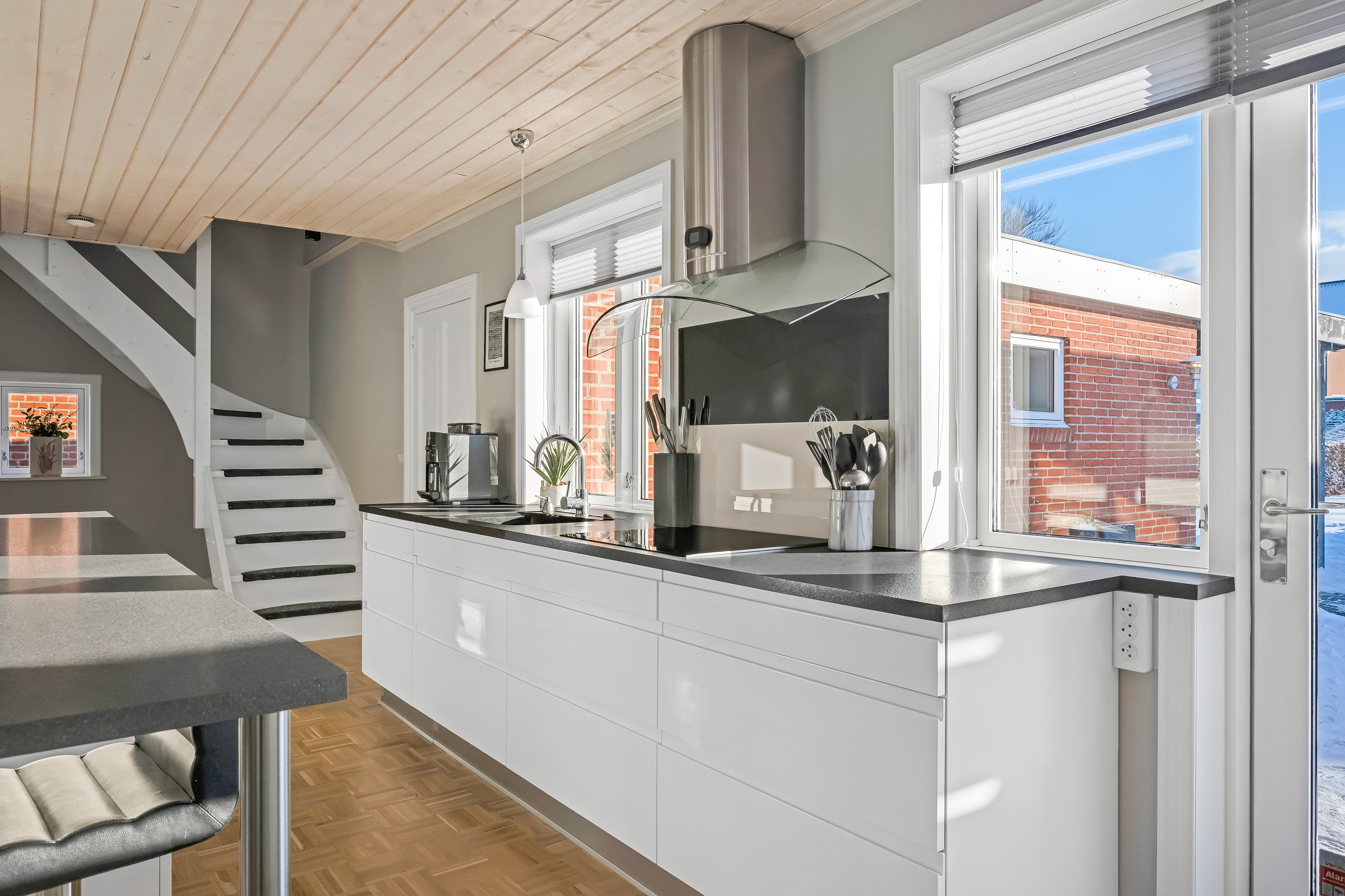 Fremhævet køkken billede i fuldskærmstilstand. Billede af Søndergade 49, 6870 Ølgod