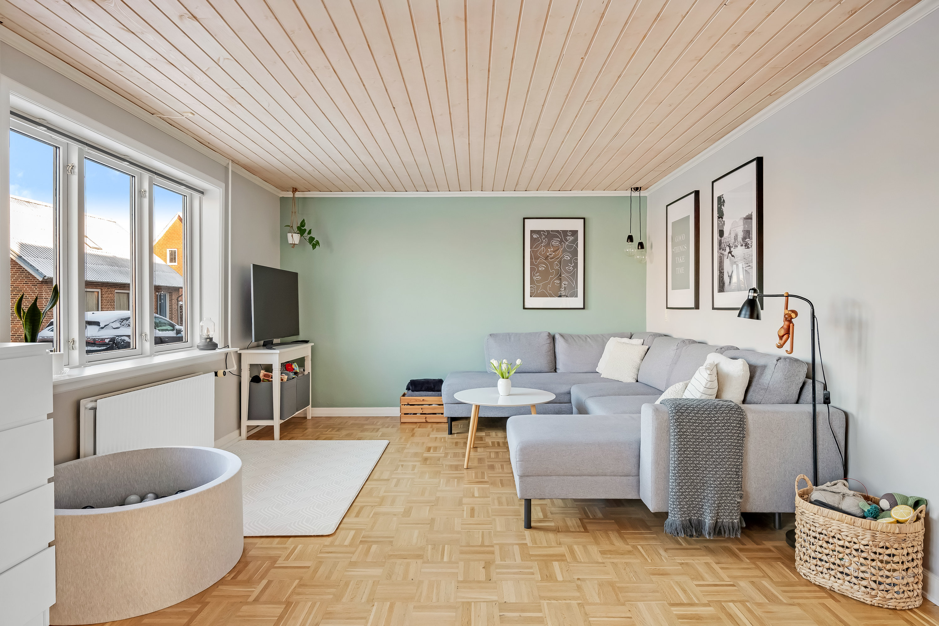 Fremhævet stue billede i fuldskærmstilstand. Billede af Søndergade 49, 6870 Ølgod